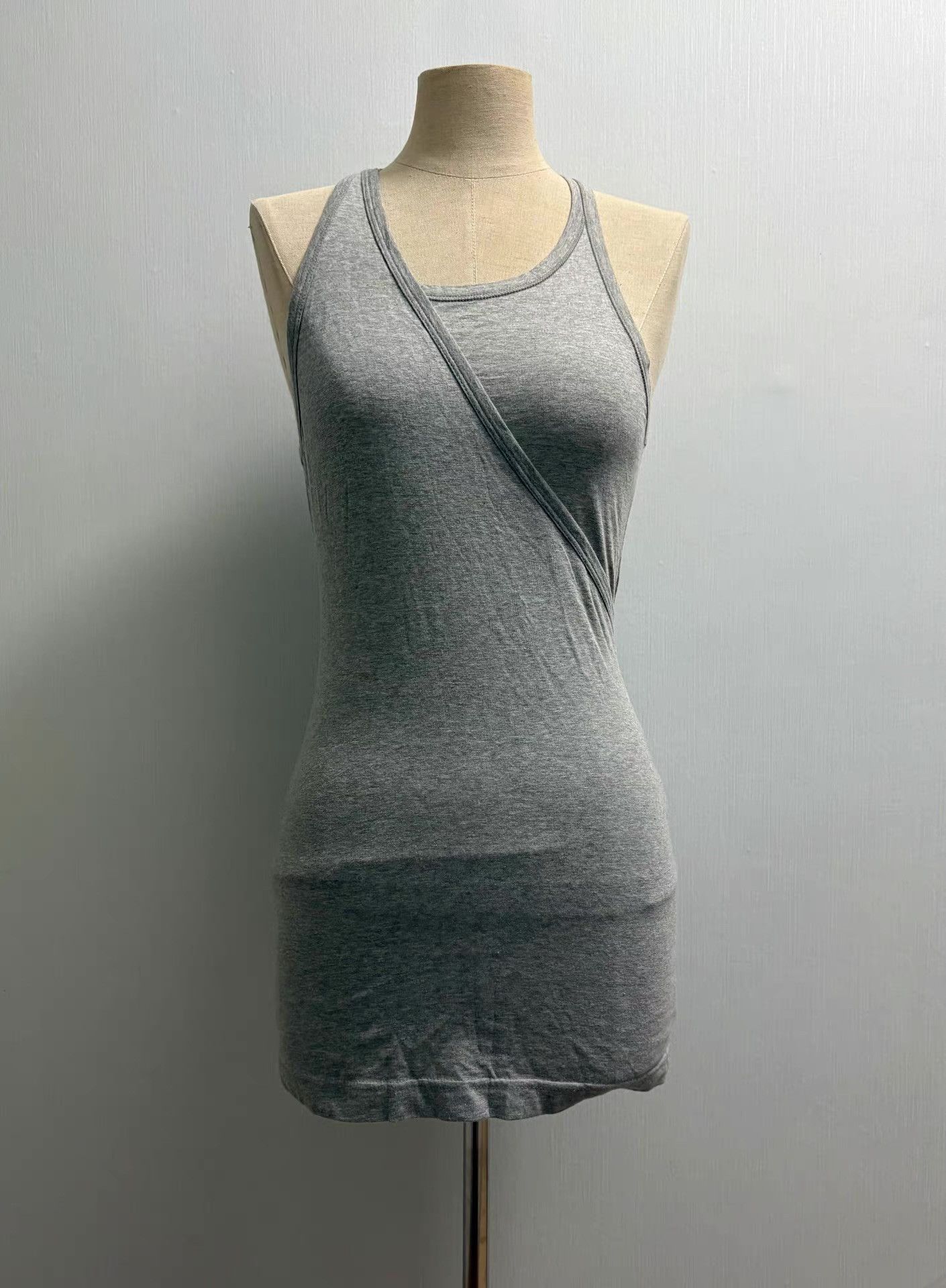 Dolce & Gabbana Dolce & Gabbana One-Shoulder Grey Tank Top。Ｑ21 Size M / US 6-8 / IT 42-44 - 1 Thumbnail