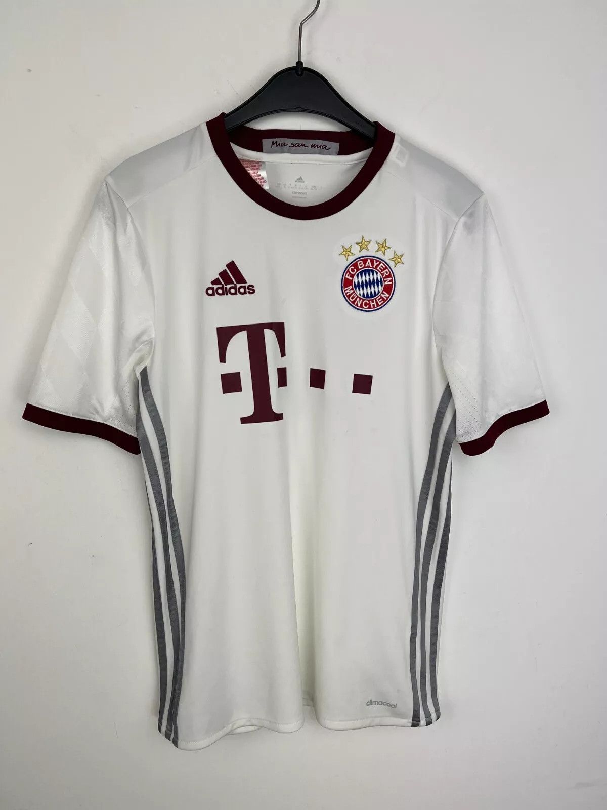 Adidas 2016-17 FC Bayern Munich third #17 Boateng FOOTBALL Kit Size US XL / EU 56 / 4 - 19 Thumbnail