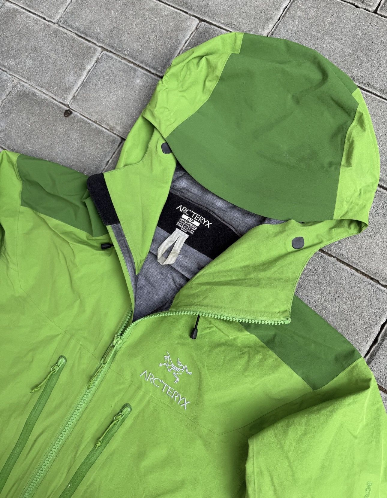 Arc'teryx Jacket Arc'teryx Alpha ar in Lichen GORE-TEX Pro Size US S / EU 44-46 / 1 - 7 Thumbnail
