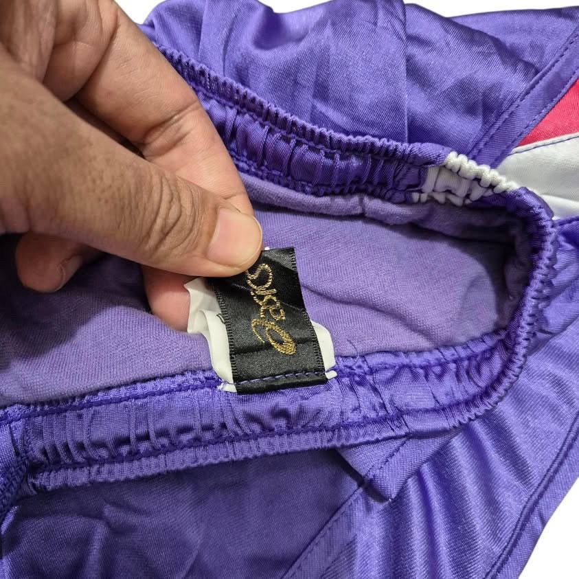 Asics Vintage asics running shorts Size US 30 / EU 46 - 8 Thumbnail