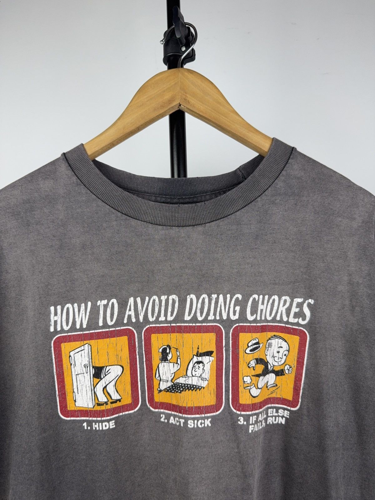 Vintage Vintage Retro 90s Humour How to avoid doing chores T Shirt Size US XL / EU 56 / 4 - 2 Thumbnail