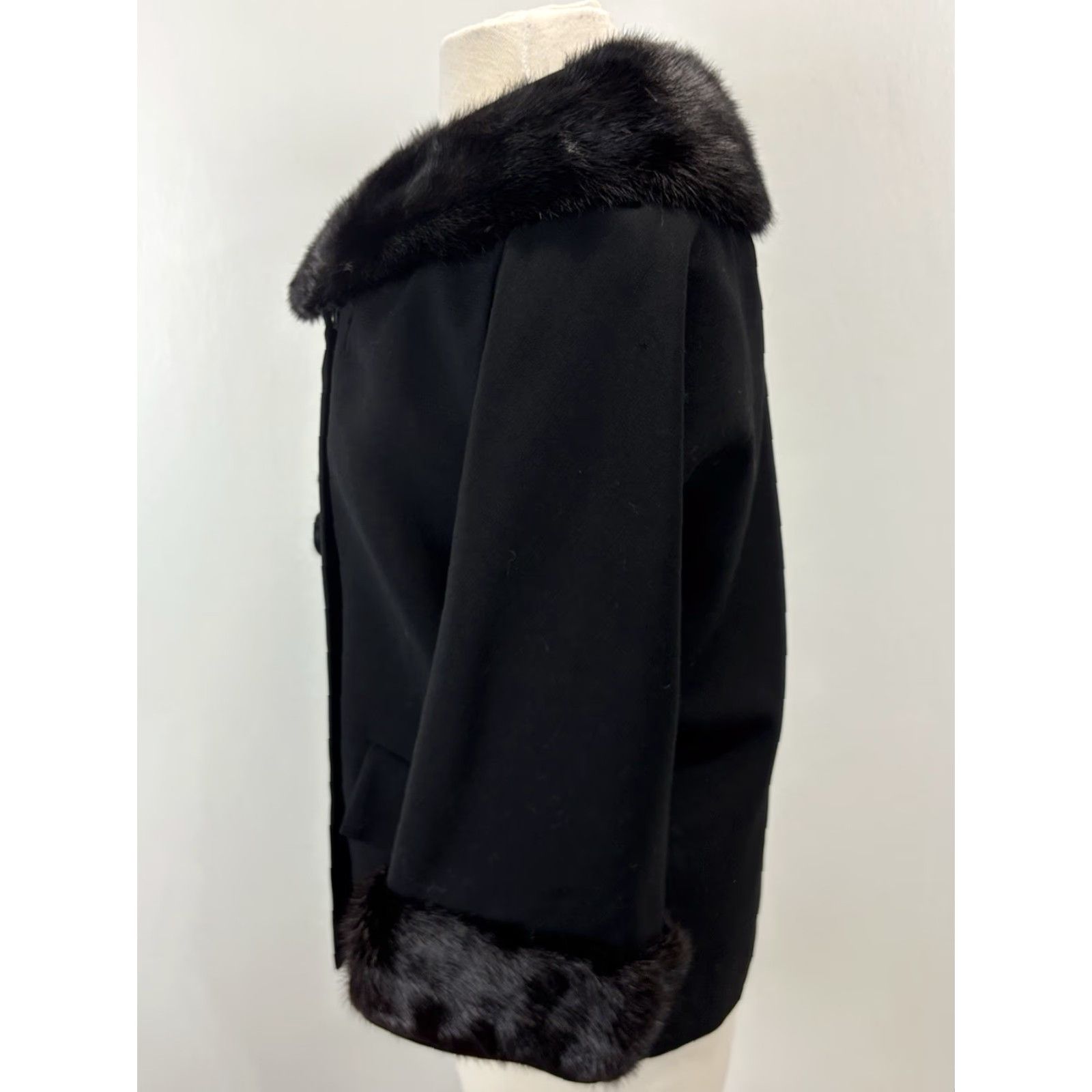 Doublet VINTAGE Meyer & Sons Wool Mink Jacket Coat Women's Double Breasted JackieO Mod Sz 12 Black Wool Mink Overcoat Ladies 12 Mens none Size XL / US 12-14 / IT 48-50 - 2 Thumbnail