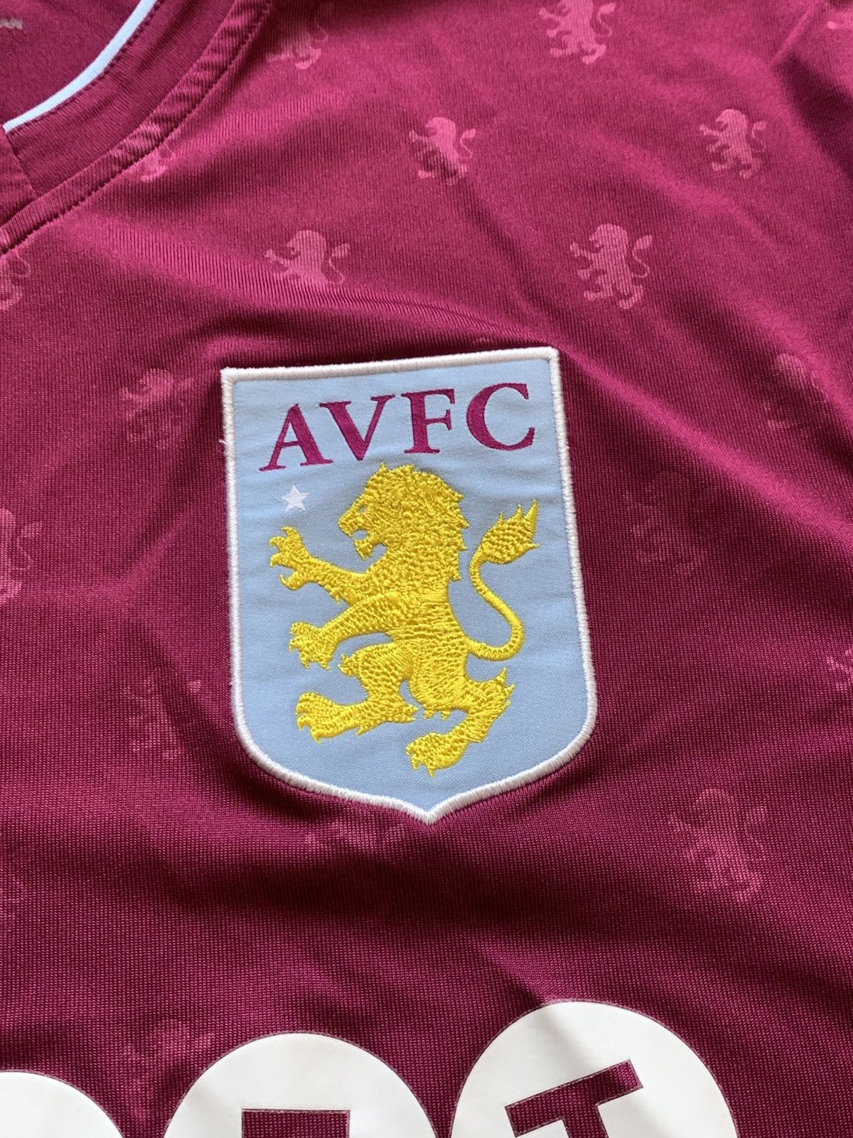 Under Armour 🔥UNDER ARMOUR ASTON VILLA 2017/18 HOME SOCCER SHIRT JERSEY Size US L / EU 52-54 / 3 - 6 Thumbnail