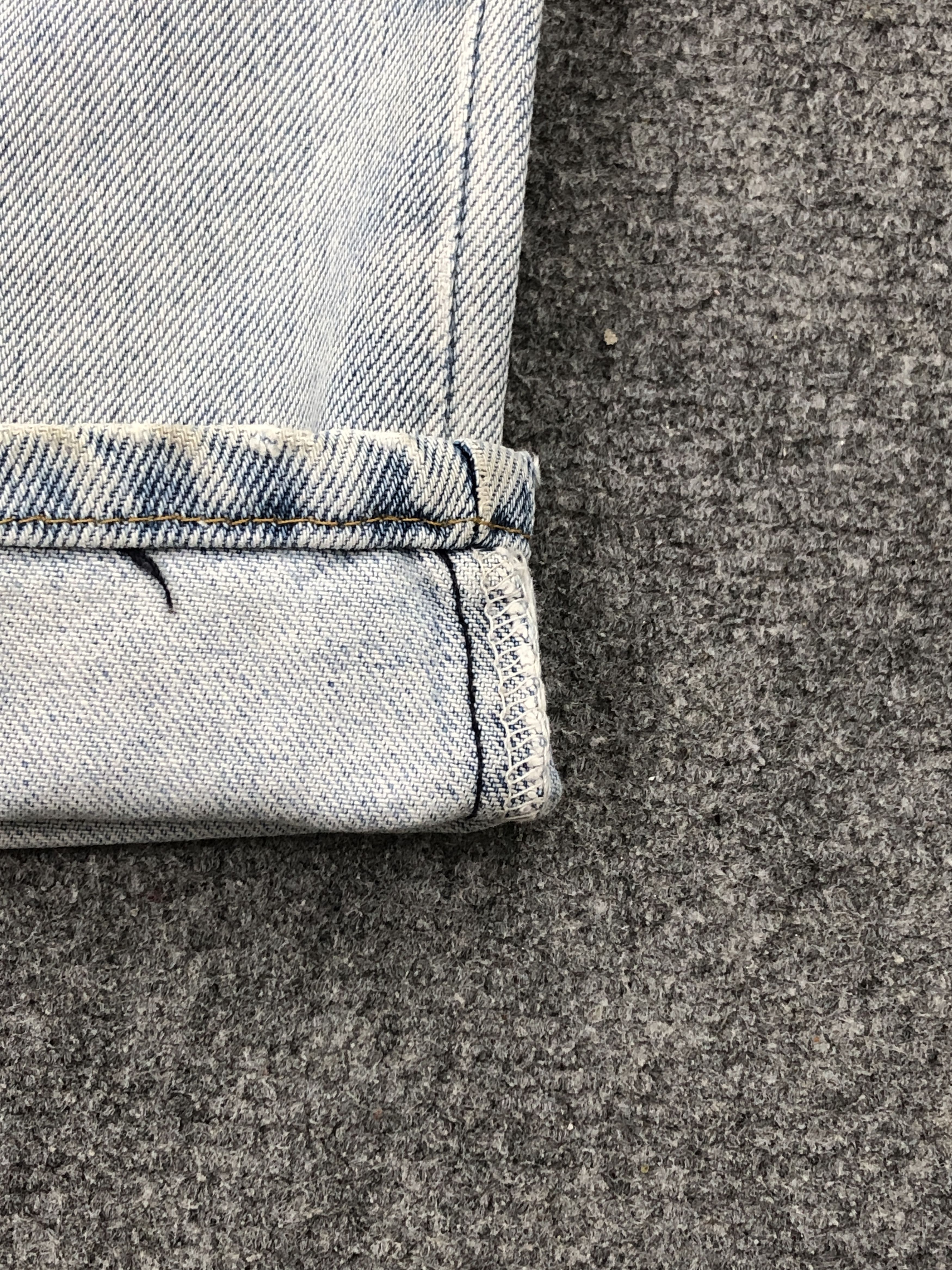 Levi's × Vintage Light Washed Vintage Levis 505 Jeans Size US 33 - 11 Thumbnail