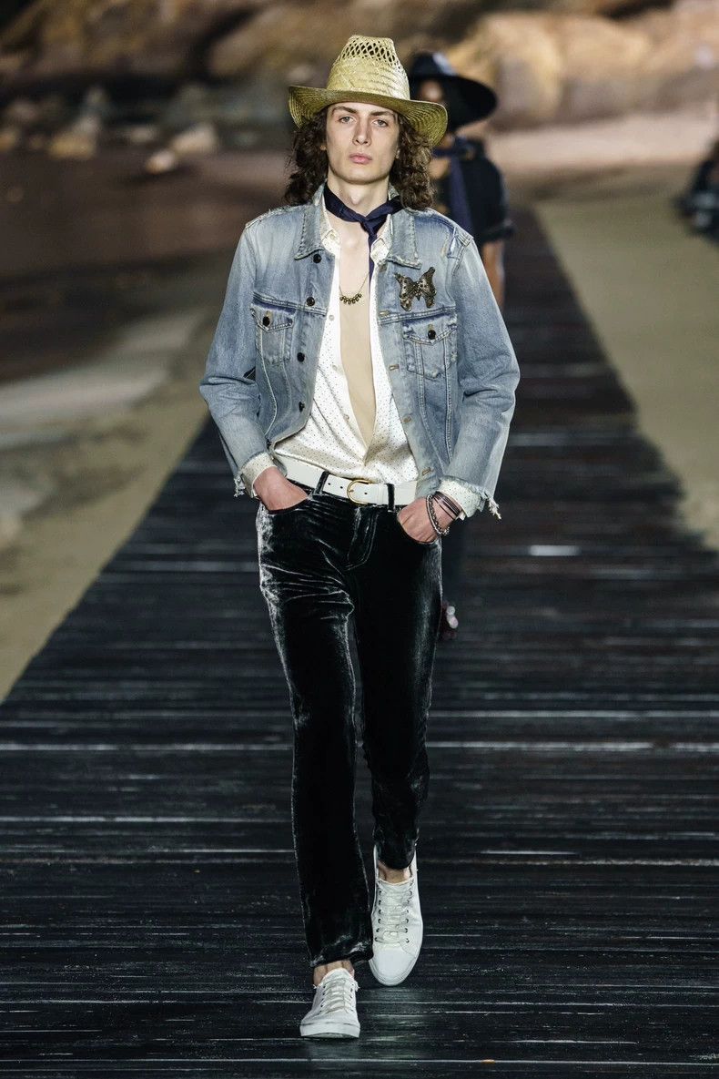 Saint Laurent Paris Saint Laurent Paris size 39 Spring/Summer 20 Champagne Stud Size US M / EU 48-50 / 2 - 6 Thumbnail
