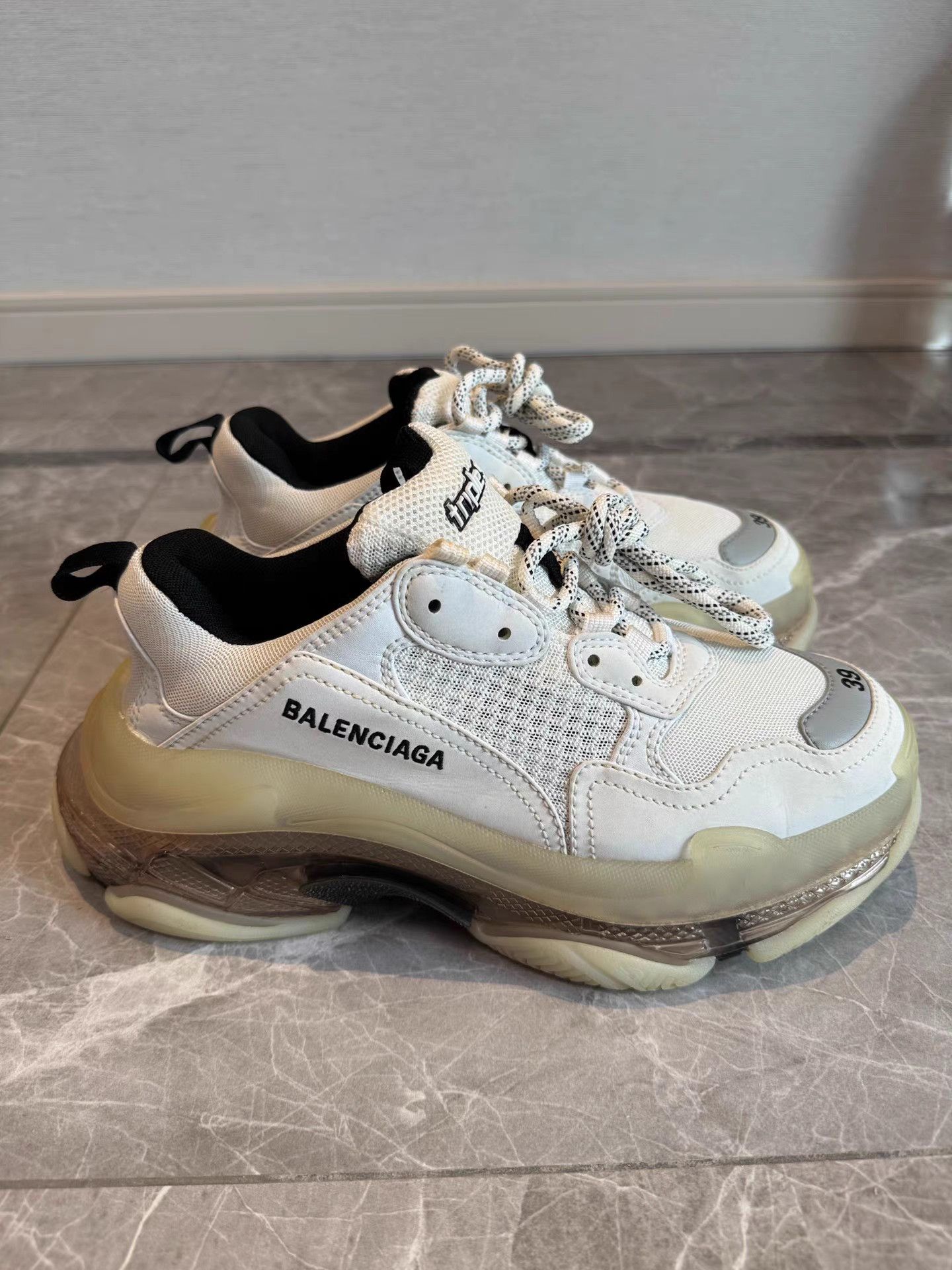 Balenciaga Balenciaga Triple S Sneakers K6 Size US 6 / EU 39 - 3 Thumbnail
