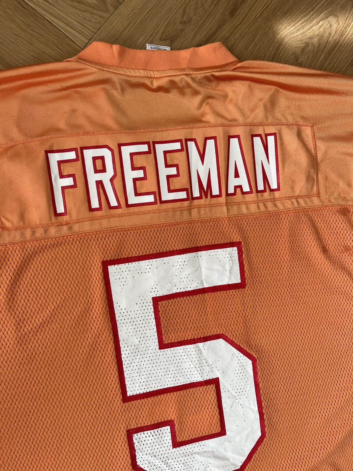 Reebok VTG Josh Freeman Tampa Bay Buccaneers #5 Reebok Creamsicle Size US XXL / EU 58 / 5 - 9 Thumbnail