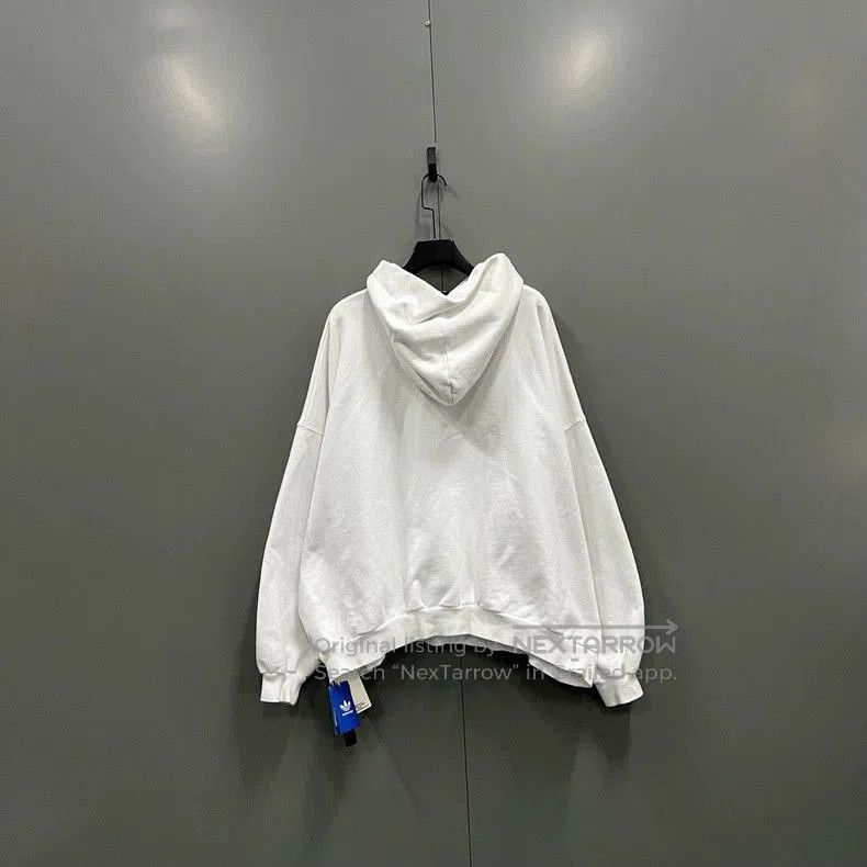 Balenciaga Balenciaga x Adidas White Logo Hoodie. Size US XL / EU 56 / 4 - 1 Thumbnail