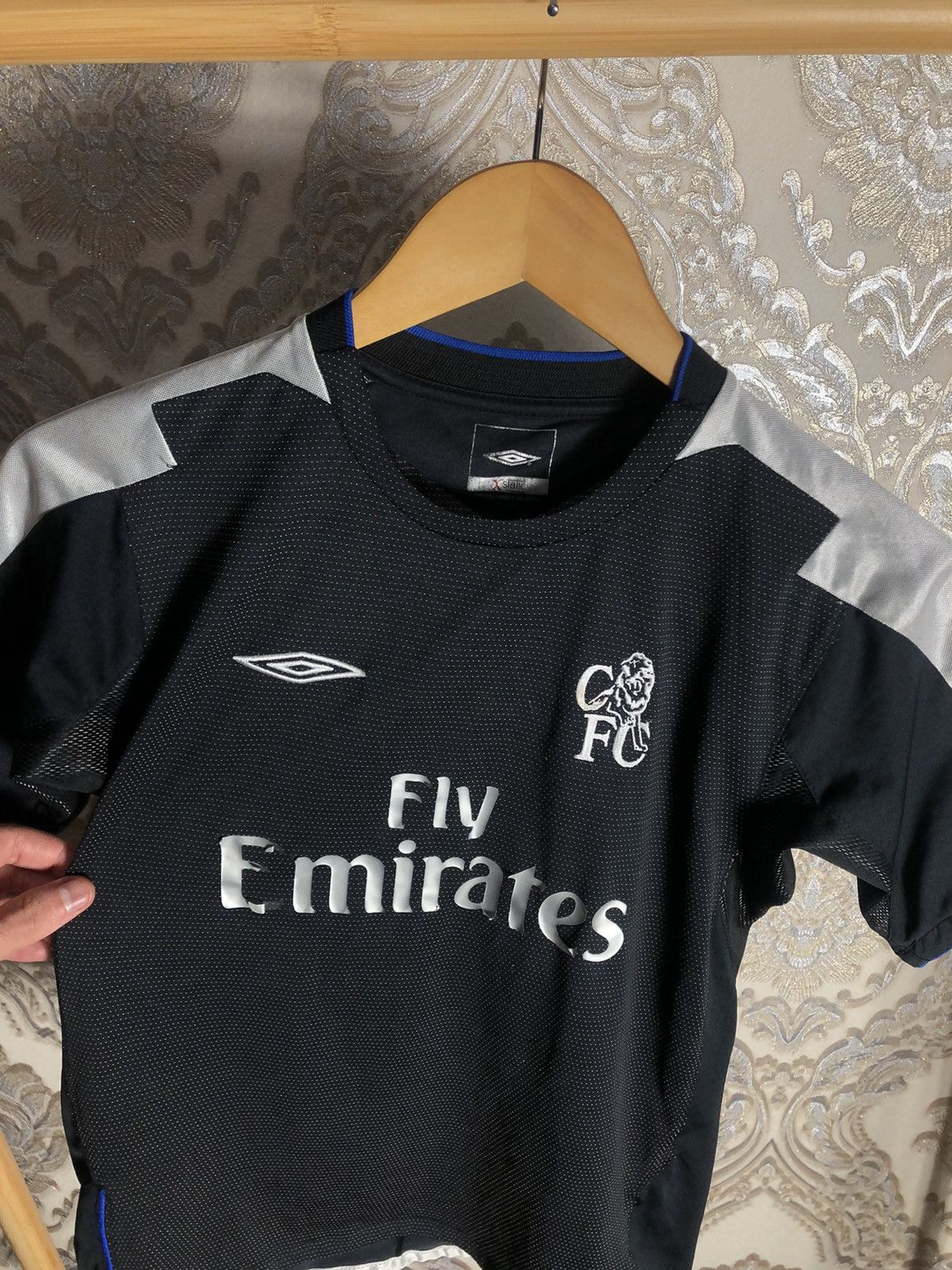 Umbro VINTAGE UMBRO FC CHELSEA LONDON ENGLAND SOCCER JERSEY 90s Size US XXS / EU 40 - 3 Thumbnail