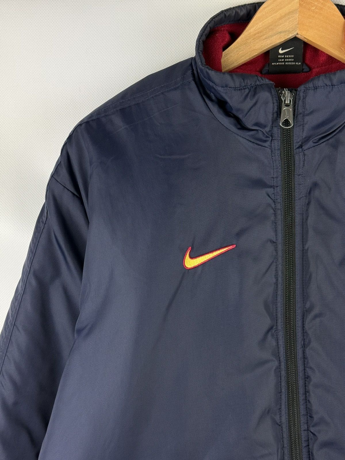 Nike Nike FC Barcelona Vintage Training Nylon Jacket Size US S / EU 44-46 / 1 - 7 Thumbnail