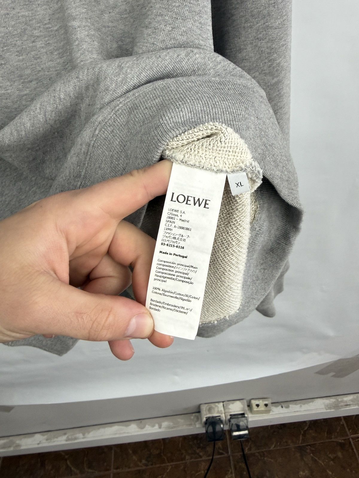 Loewe Loewe Luxury Sweatshirt Embroidered Logo Made in Portugal Size US XL / EU 56 / 4 - 7 Thumbnail