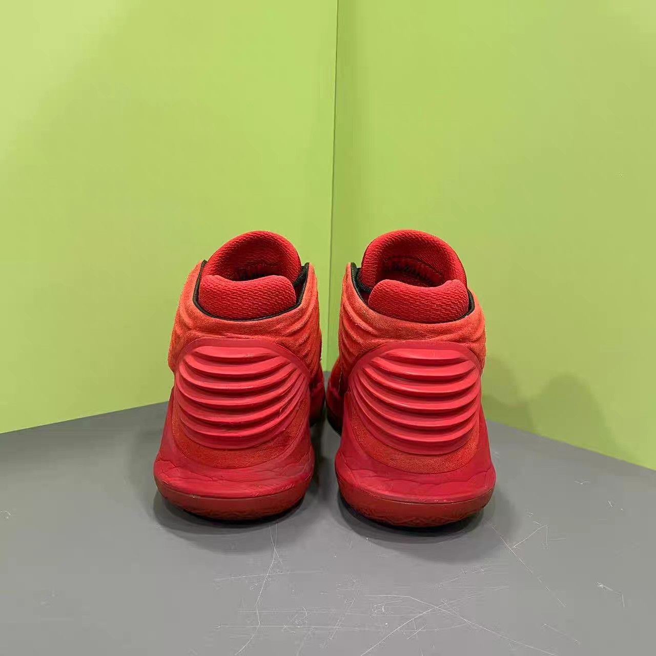 Jordan Brand Air Jordan 32 "Bulls" K15 Size US 11 / EU 44 - 4 Thumbnail