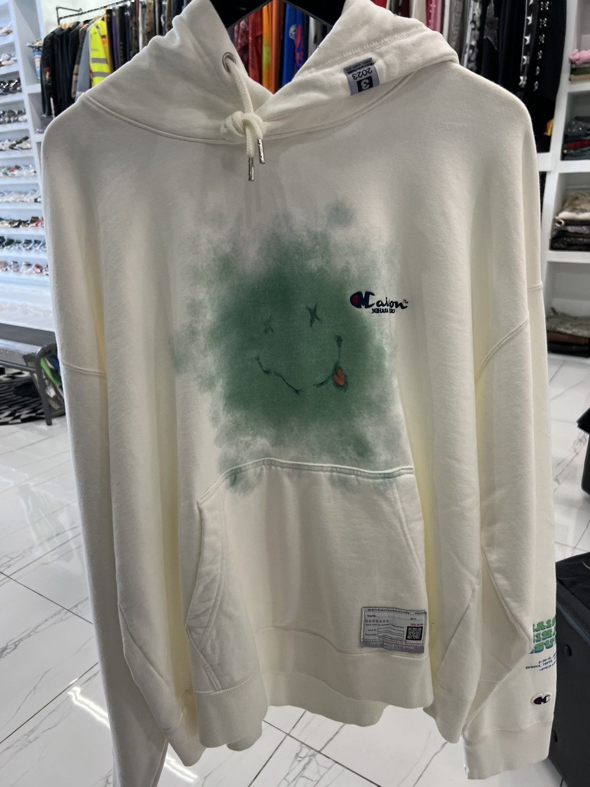 Maison MIHARA YASUHIRO Maison Mihara White Graphic Print Hoodie Size US L / EU 52-54 / 3 - 1 Thumbnail