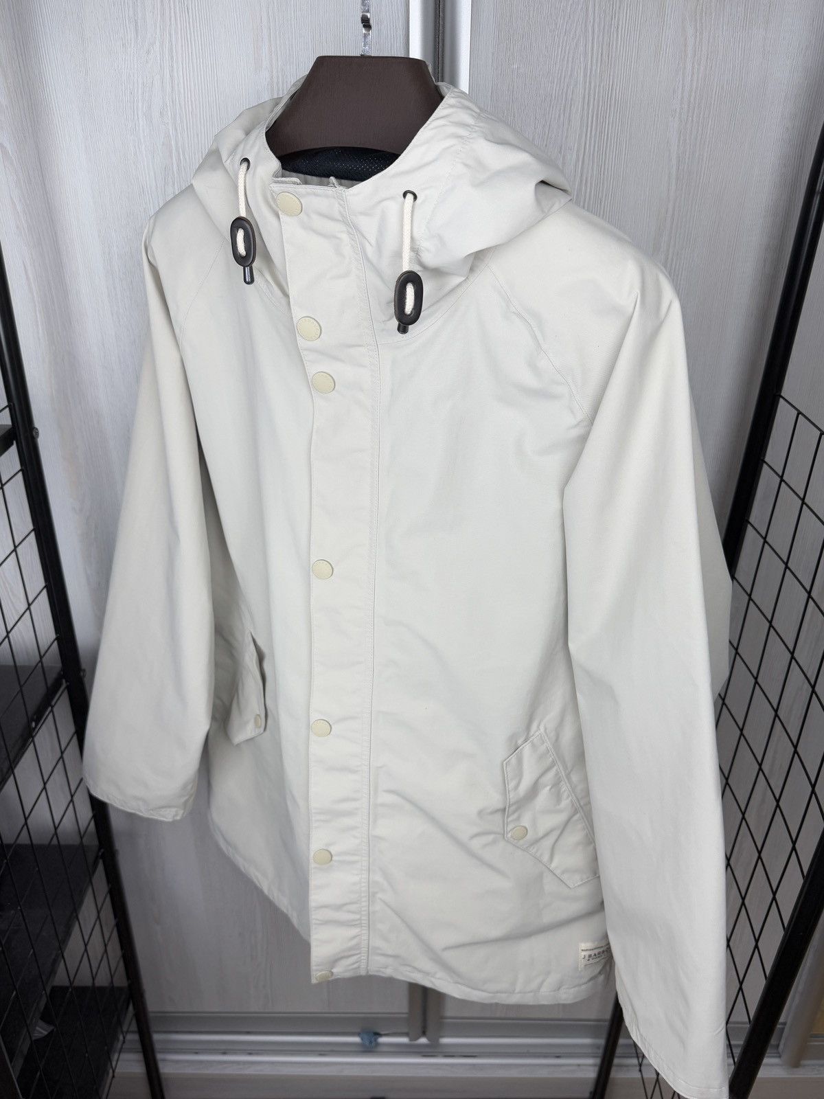 Barbour Barbour Men’s Bobbin Waterproof Jacket - Mist - Size XL Size US XL / EU 56 / 4 - 6 Thumbnail