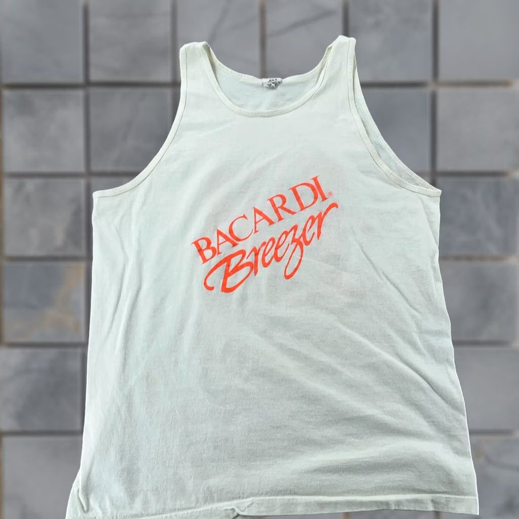 Vintage VINTAGE Belton 90s Bacardi Breezer Promo Tank Top Shirt Mens L White USA Graphic Print Sleeveless Round Neck Breathing Easy Care Cotton 100% Size US L / EU 52-54 / 3 - 1 Thumbnail
