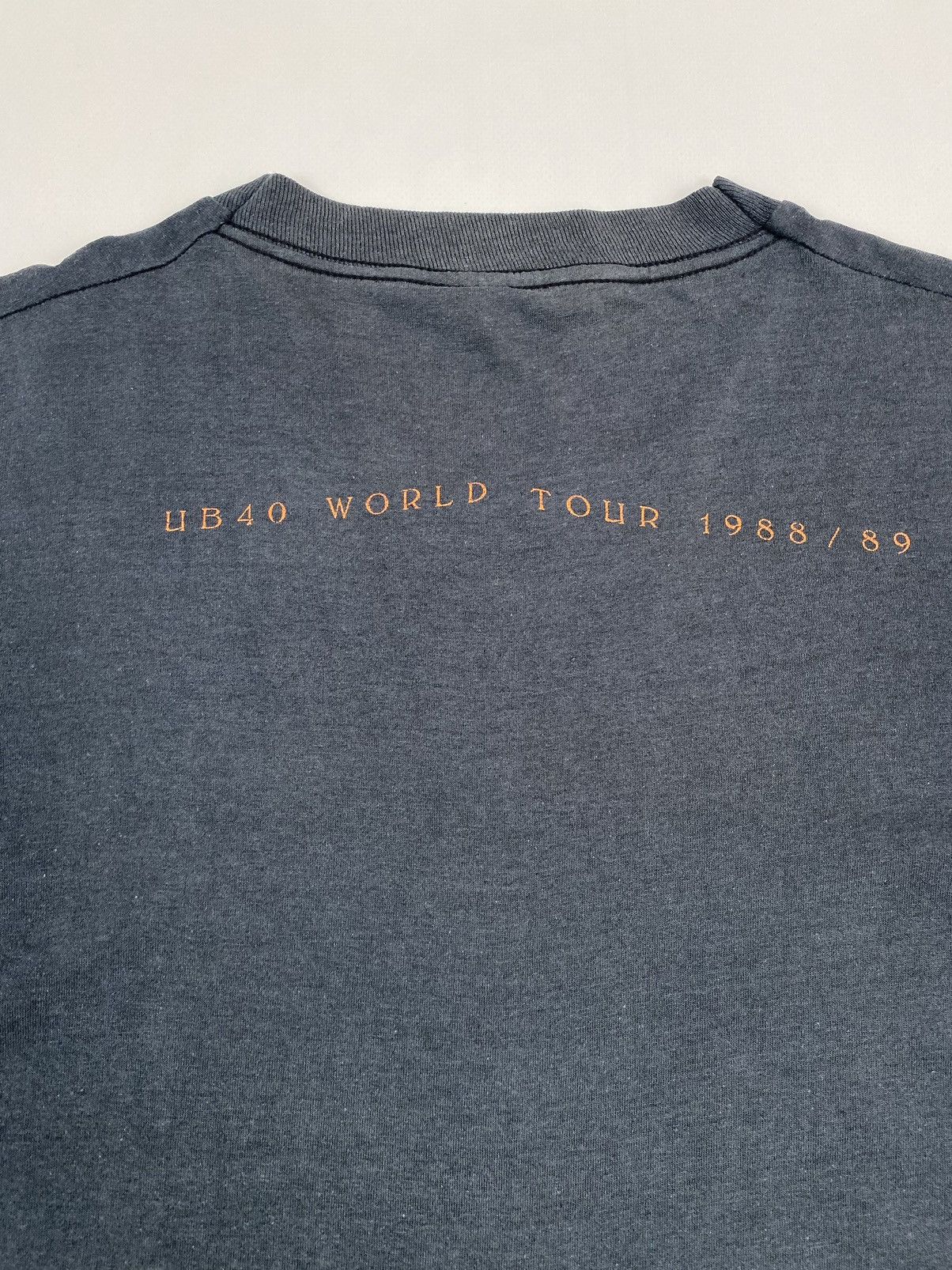 Band Tees 1980’s Vintage UB40 Labour Of Love World Tour Graphic Tee Size US XL / EU 56 / 4 - 8 Thumbnail