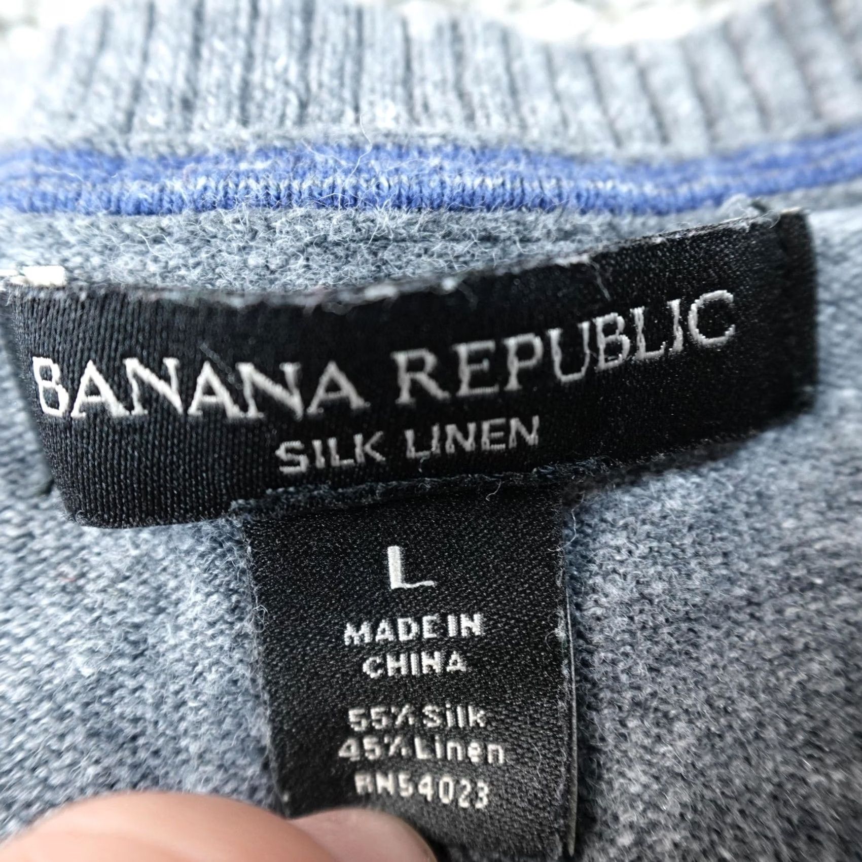 Banana Republic Banana Republic Sweater Mens L Gray Silk Linen V-Neck Knit Pullover Lightweight Shirt? Size US L / EU 52-54 / 3 - 4 Thumbnail