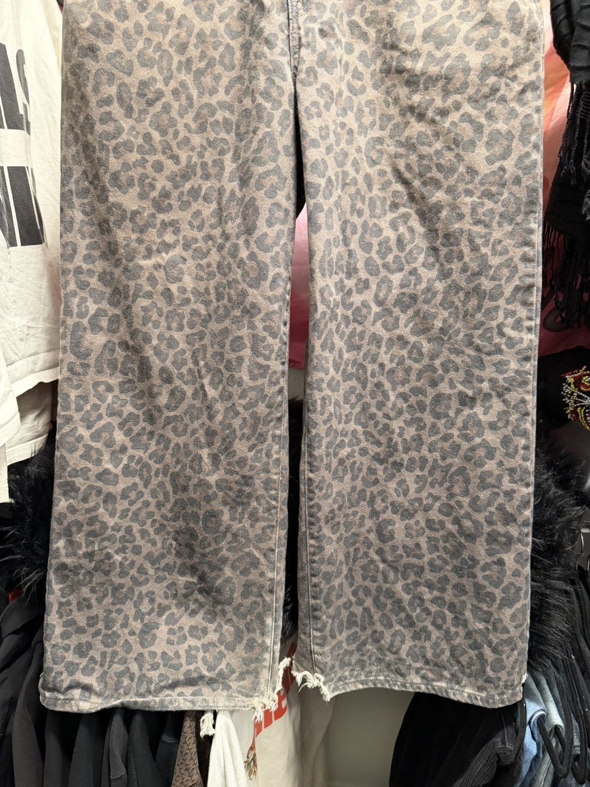 Other Cheetah Print Wild Fable Jeans Size US 40 / EU 56 - 1 Thumbnail