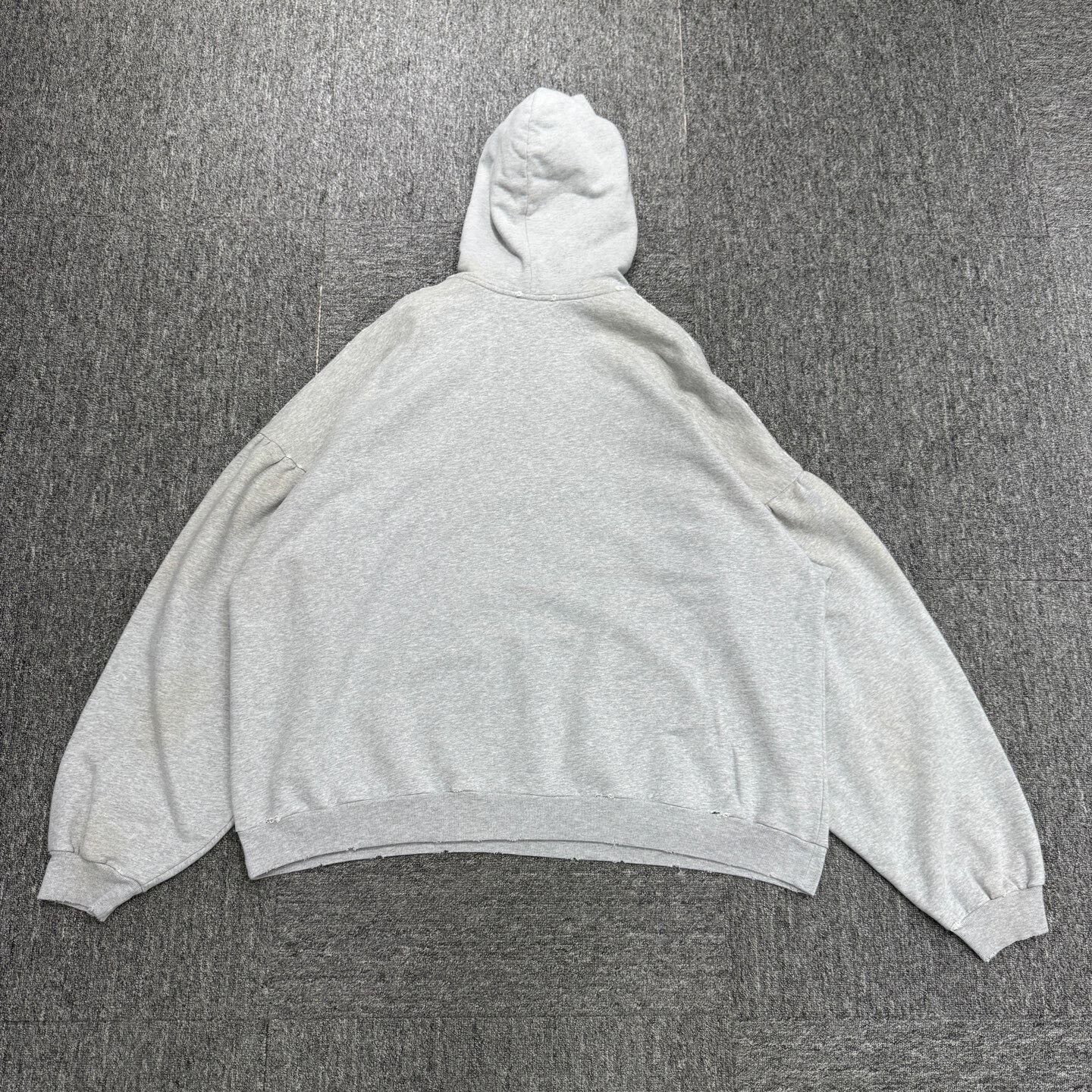 Balenciaga be kind balenciaga gray hooded sweatshirt Size US XXL / EU 58 / 5 - 5 Thumbnail