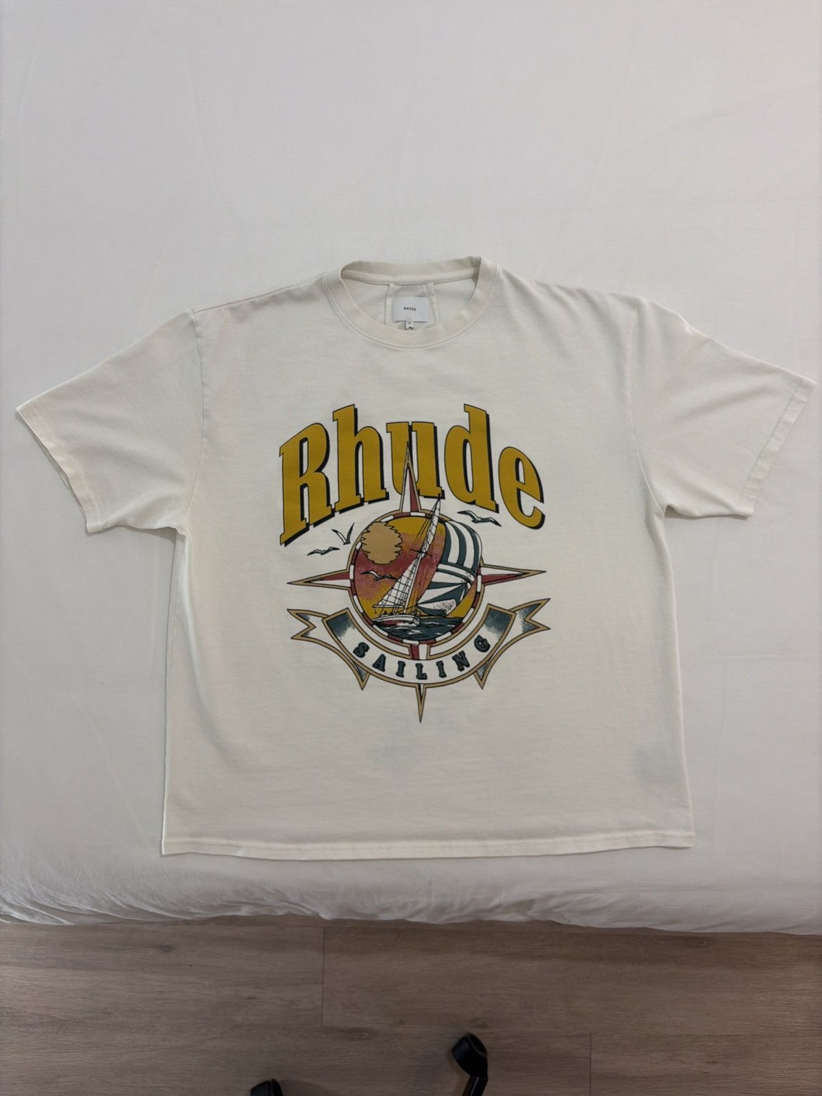 Rhude Rhude Sailing Port De Cruise Barts Graphic Logo Tee Size US XXL / EU 58 / 5 - 1 Thumbnail