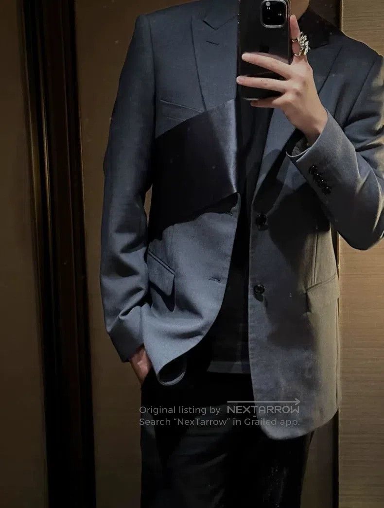 Dior Dior Haze blue, satin, show style, suit Size 44R - 8 Thumbnail