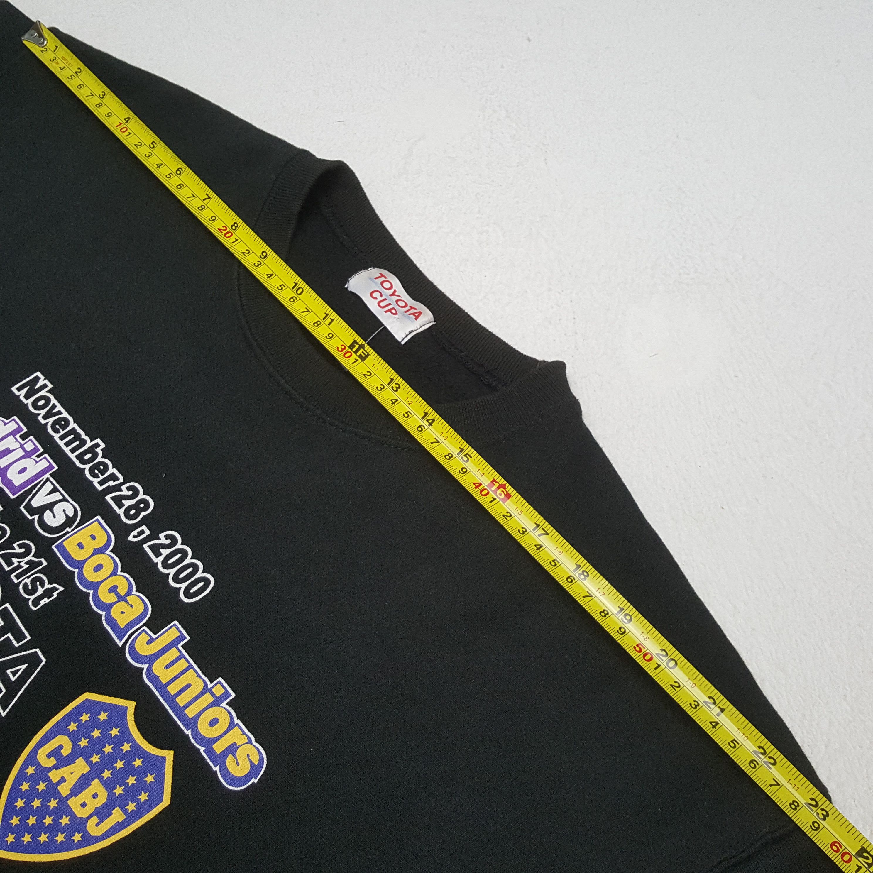 Vintage Vintage Real Madrid Vs Boca Junior Games Sweatshirt C302N6 Size US L / EU 52-54 / 3 - 5 Thumbnail