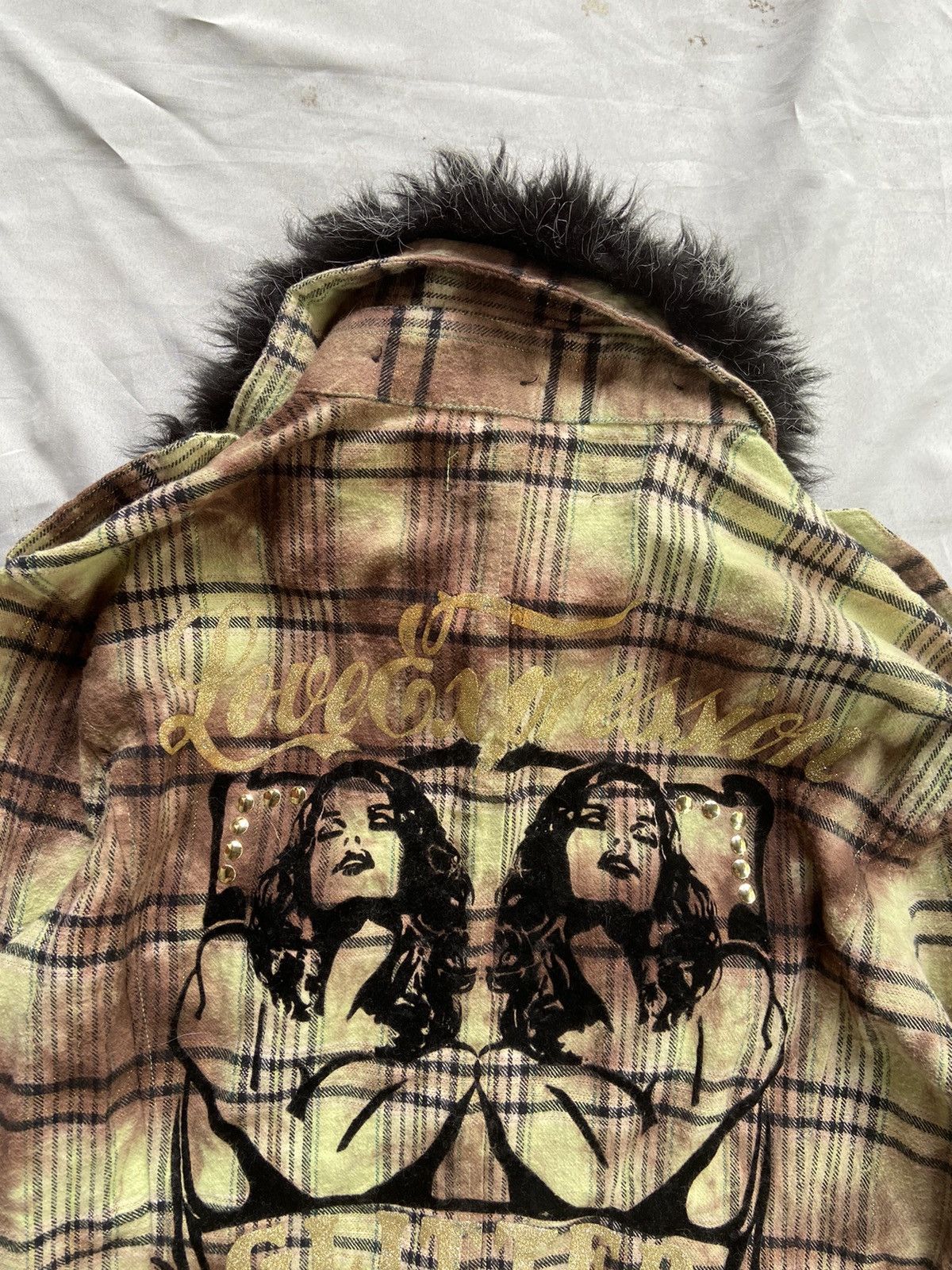 Japanese Brand LOVE EXPRESSION FAUX FUR BUTTON DOWN SHIRT Size US M / EU 48-50 / 2 - 15 Thumbnail