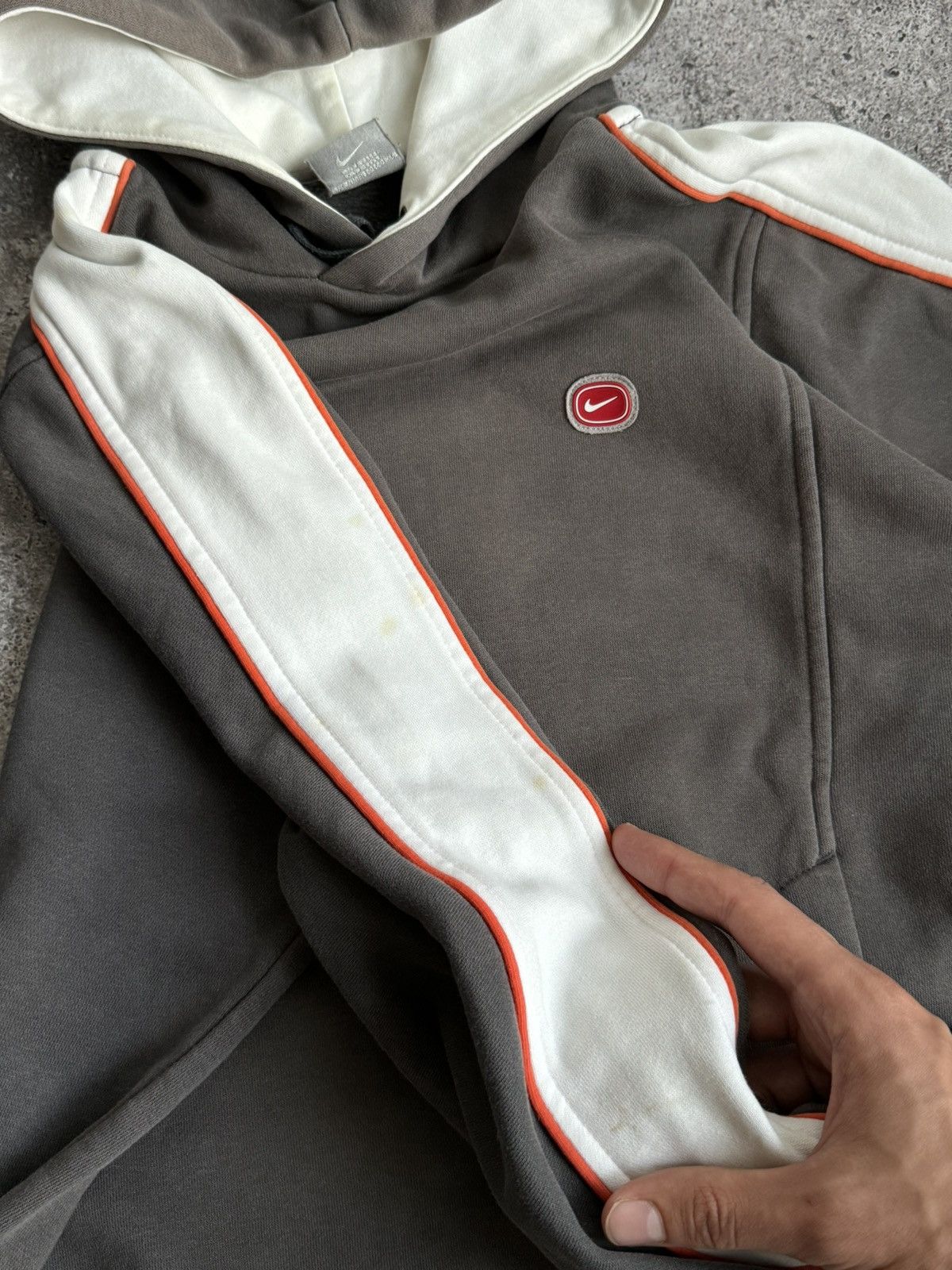 Nike × Vintage Vintage Nike COR72Z Y2K big logo faded distressed hoodie Size US S / EU 44-46 / 1 - 14 Thumbnail