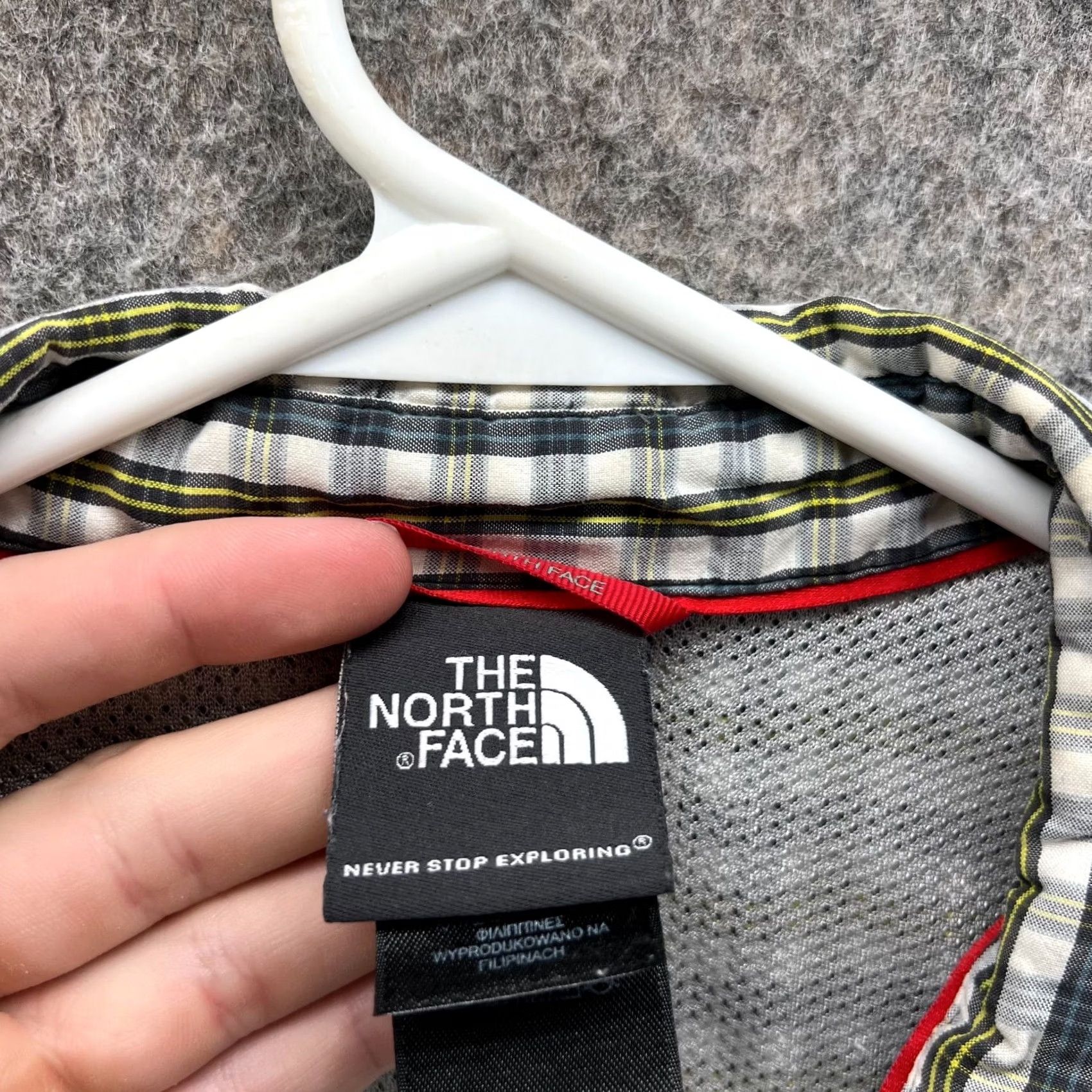 The North Face VINTAGE The North Face Shirt Men Medium Gray Button Down Outdoors Hiking Short Sleeve Size US M / EU 48-50 / 2 - 3 Thumbnail