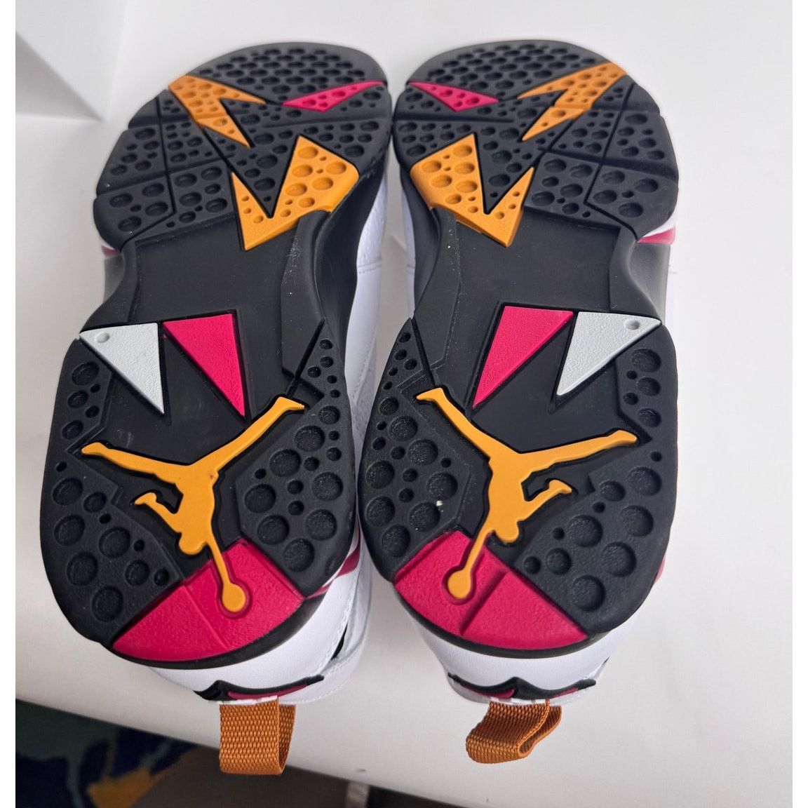 Nike Nike Air Jordan 7 Cardinal Red and Chutney Sneakers Size 7 Size US 7 / EU 40 - 5 Thumbnail