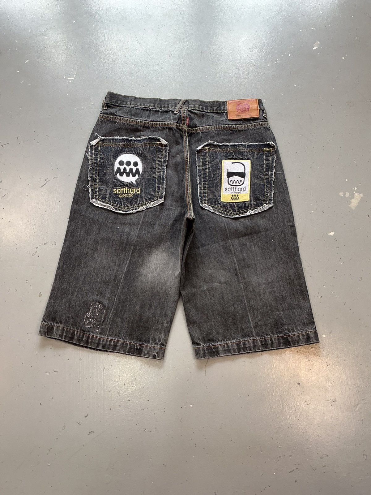 Japanese Brand × Vintage Vintage red monkey company1002 pocket embroidered denim jort Size US 36 / EU 52 - 1 Thumbnail