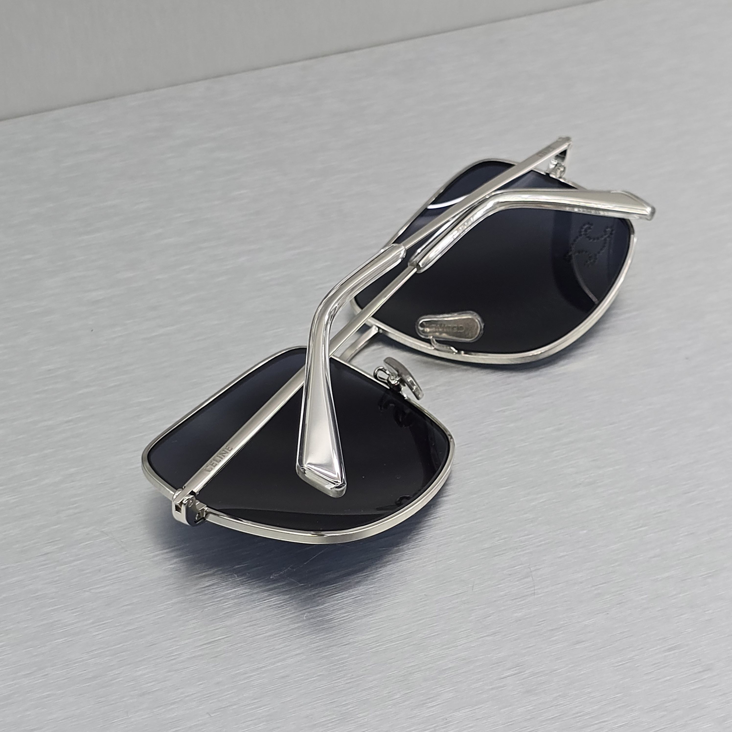 Celine CELINE CL40284U 16V Rhinestone Triomphe Size ONE SIZE - 3 Thumbnail
