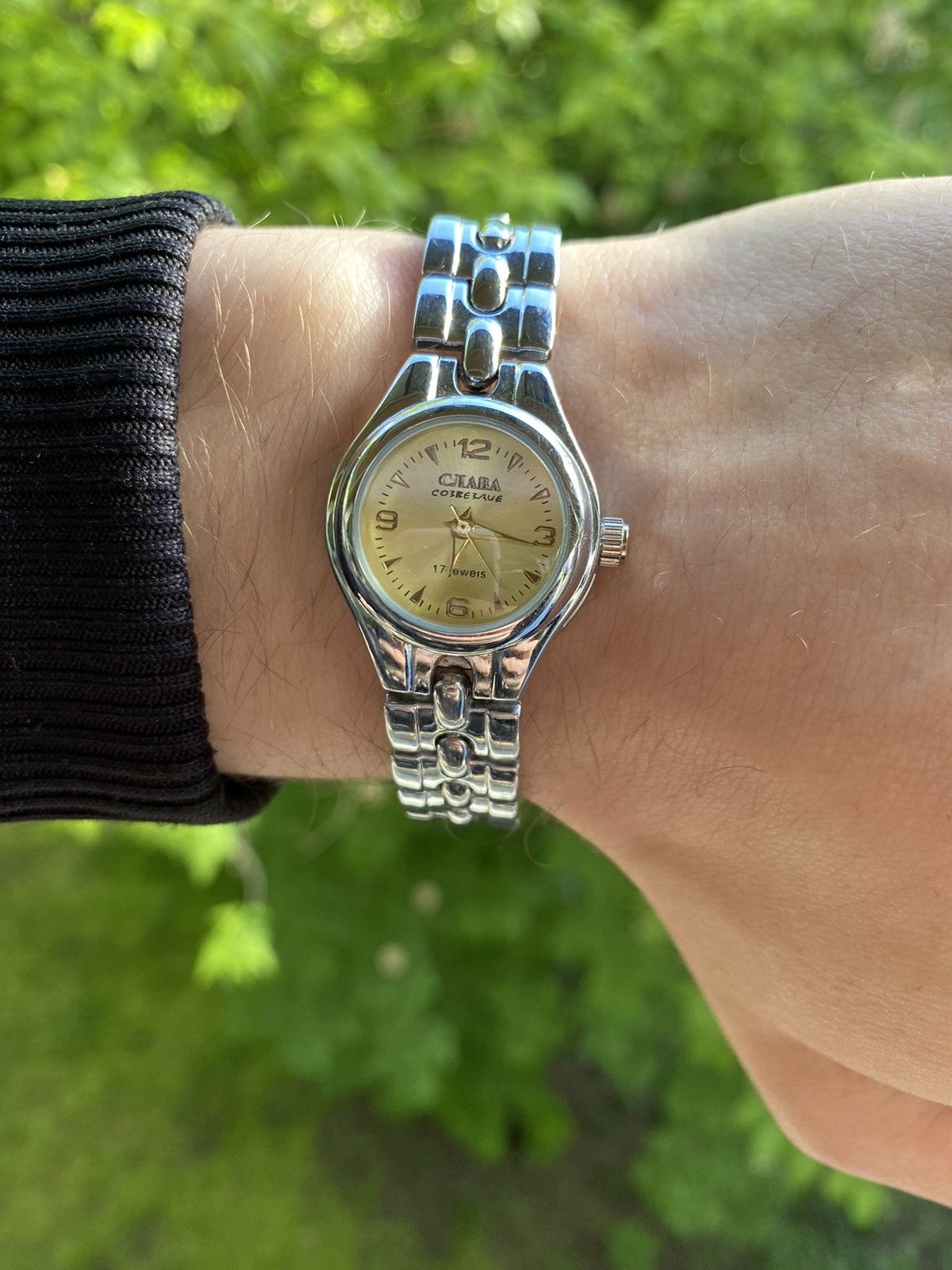 Jewelry × Vintage Stylish Watch - Silver 17 Jewel Design Size ONE SIZE - 2 Thumbnail