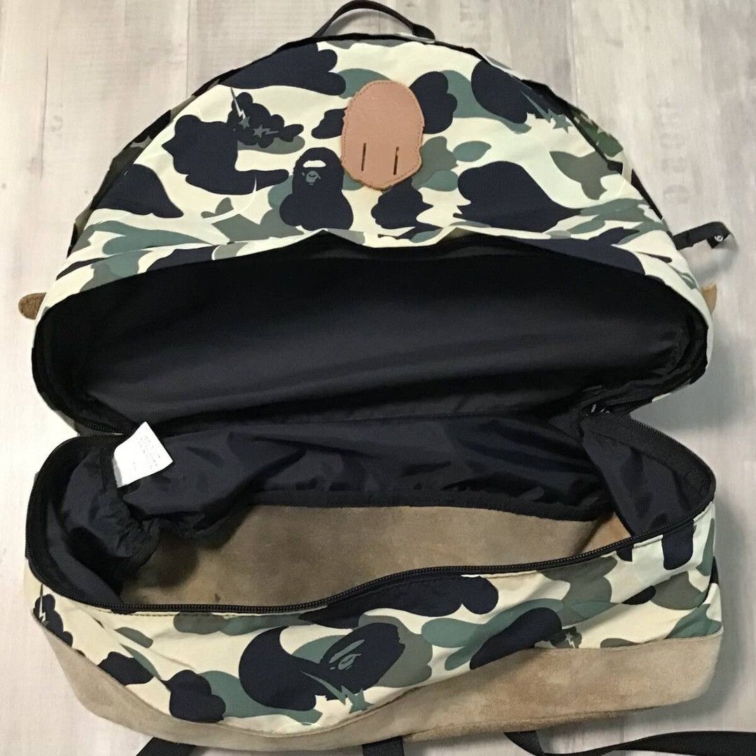 Bape × Kaws × Nigo KAWS BAPE Bendy 1st camo yellow Backpack a bathing ape NIGO Size ONE SIZE - 6 Thumbnail