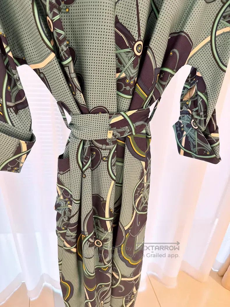 Hermes Hermes Wheel Print Silk Shirt Dress Size XXS / US 00 / IT 34 - 6 Thumbnail