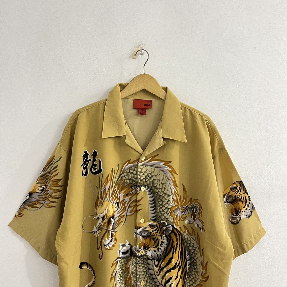 Japanese Brand Hex Dragon Y2K Style Button Up Shirt - JUN25 Size US XXL / EU 58 / 5 - 2 Thumbnail