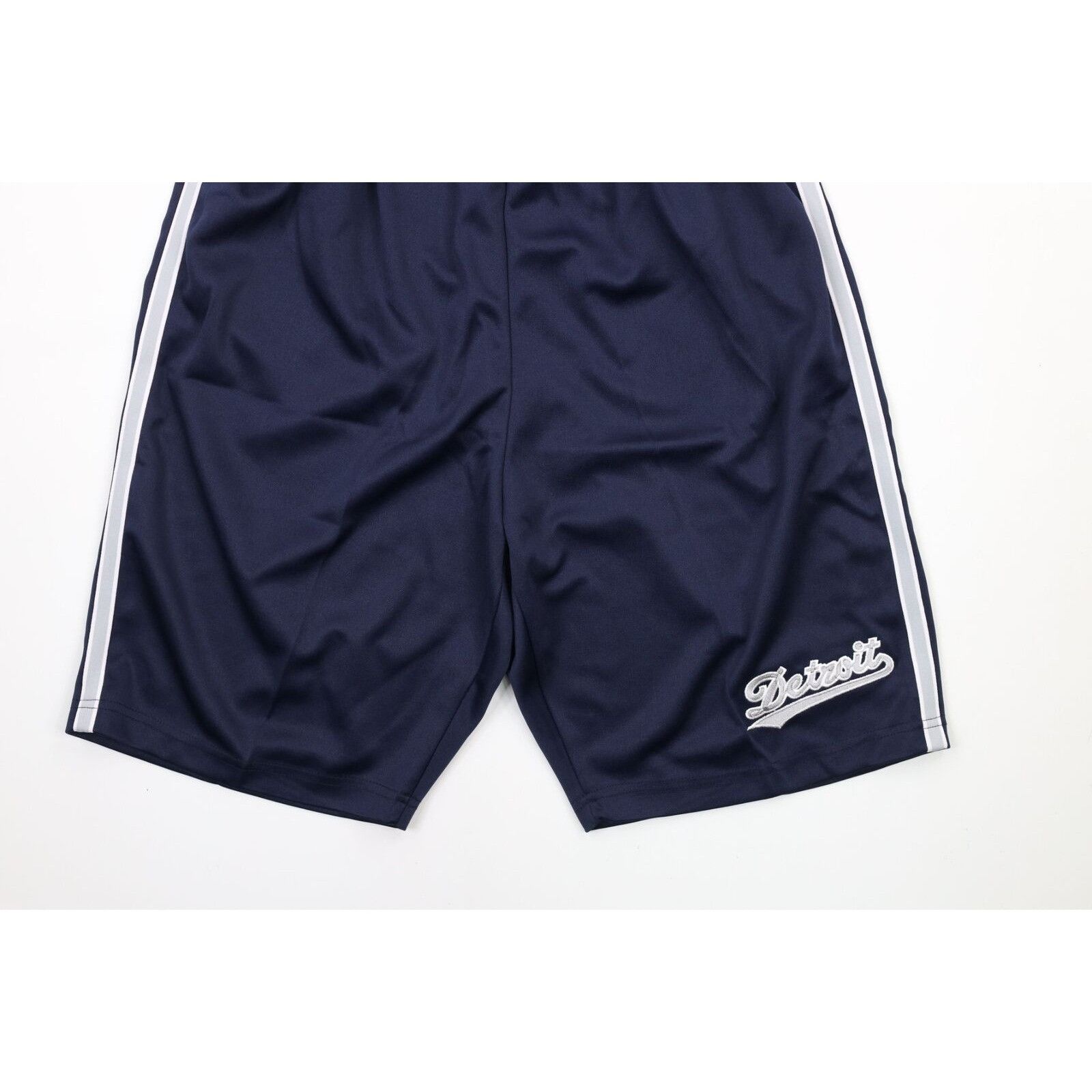 Vintage NOS Vintage Streetwear Baggy Detroit Basketball Shorts XL Size US 36 / EU 52 - 3 Thumbnail