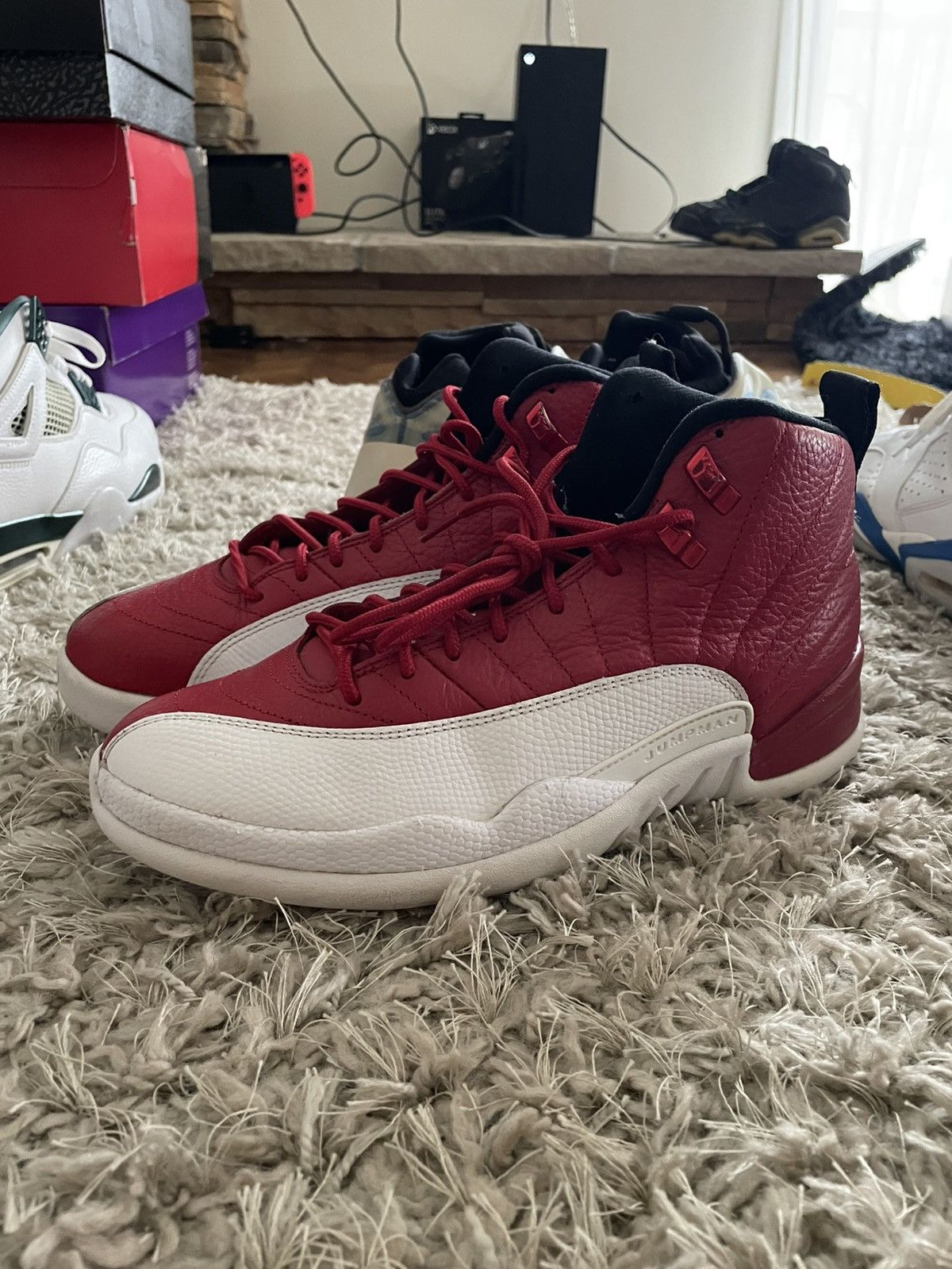 Jordan Brand Jordan 12 Gym Red Size US 8 / EU 41 - 1 Thumbnail