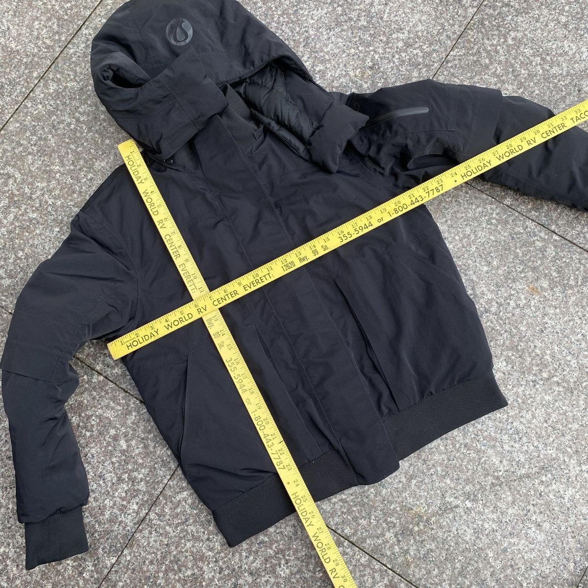 Lululemon Lululemon winter warrior bomber Size L / US 10 / IT 46 - 4 Thumbnail
