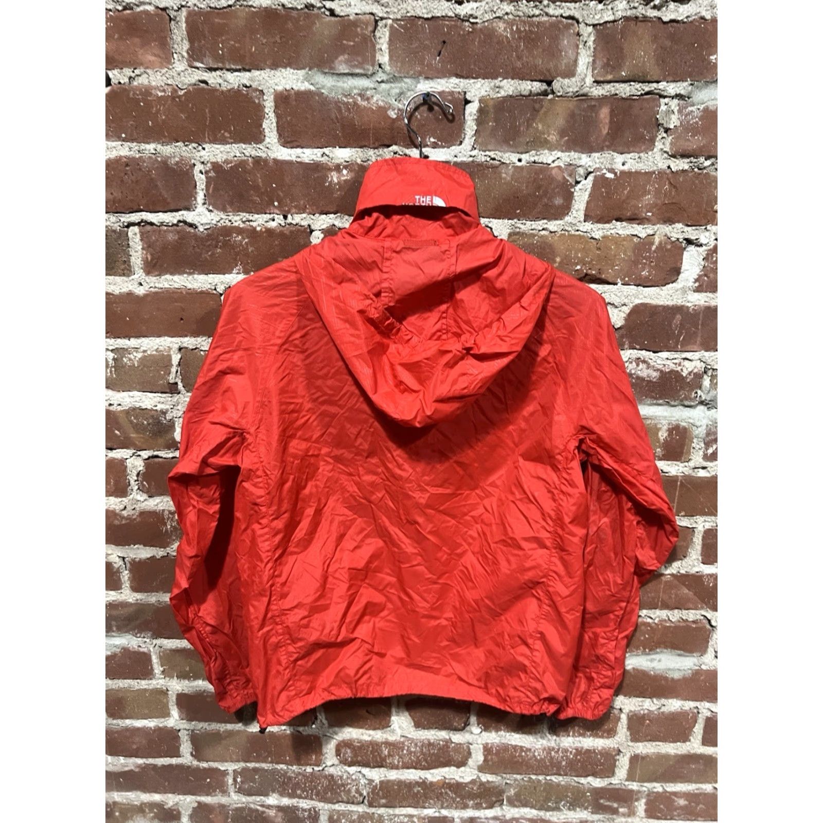The North Face The North Face Womens Windbreaker Jacket Full Zip Hooded Lightweight Small Size S / US 4 / IT 40 - 2 Thumbnail