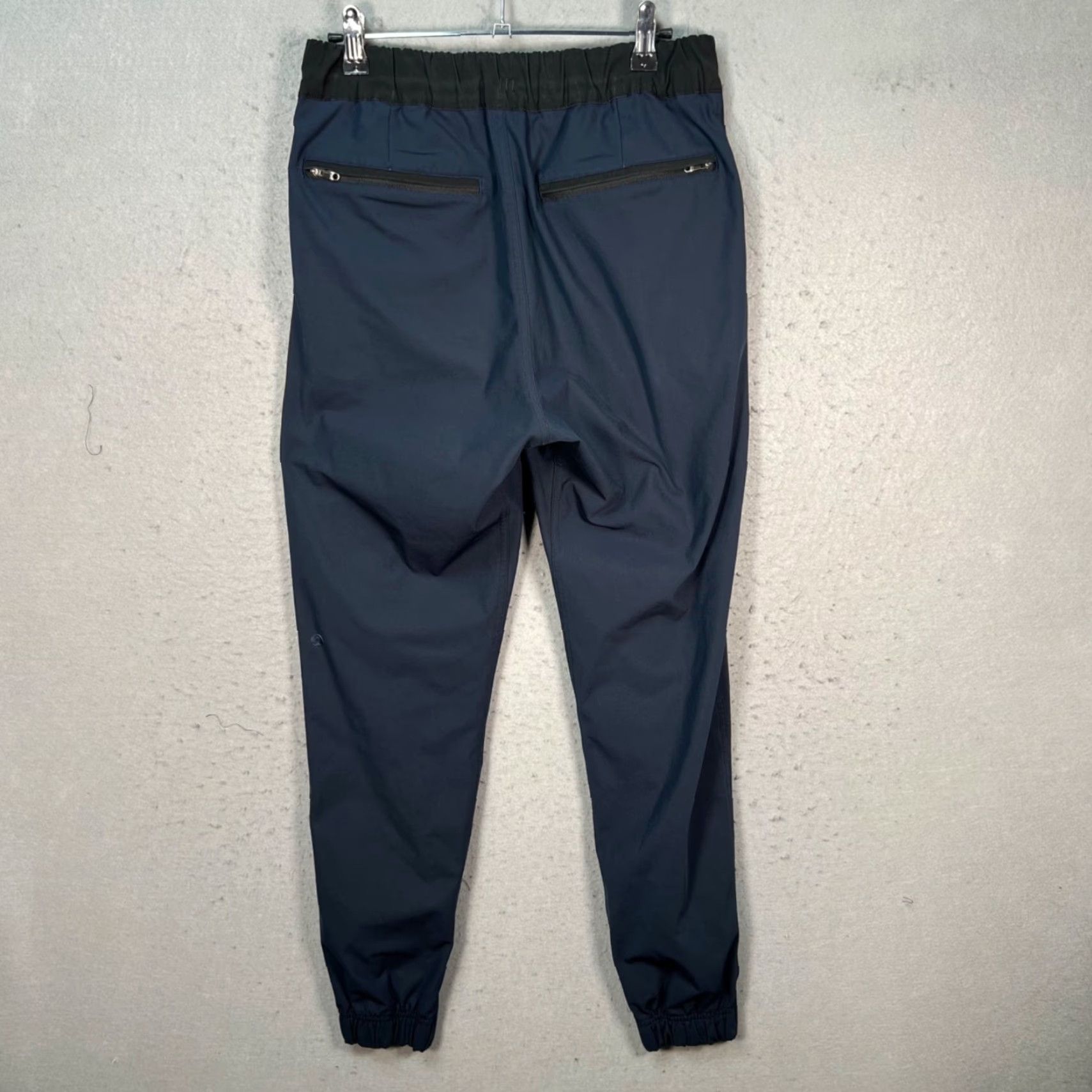 Lululemon Lululemon Mens Small Blue Jogger Athletic Pants Gym Running Pants Shorts? Size US 29 - 2 Thumbnail