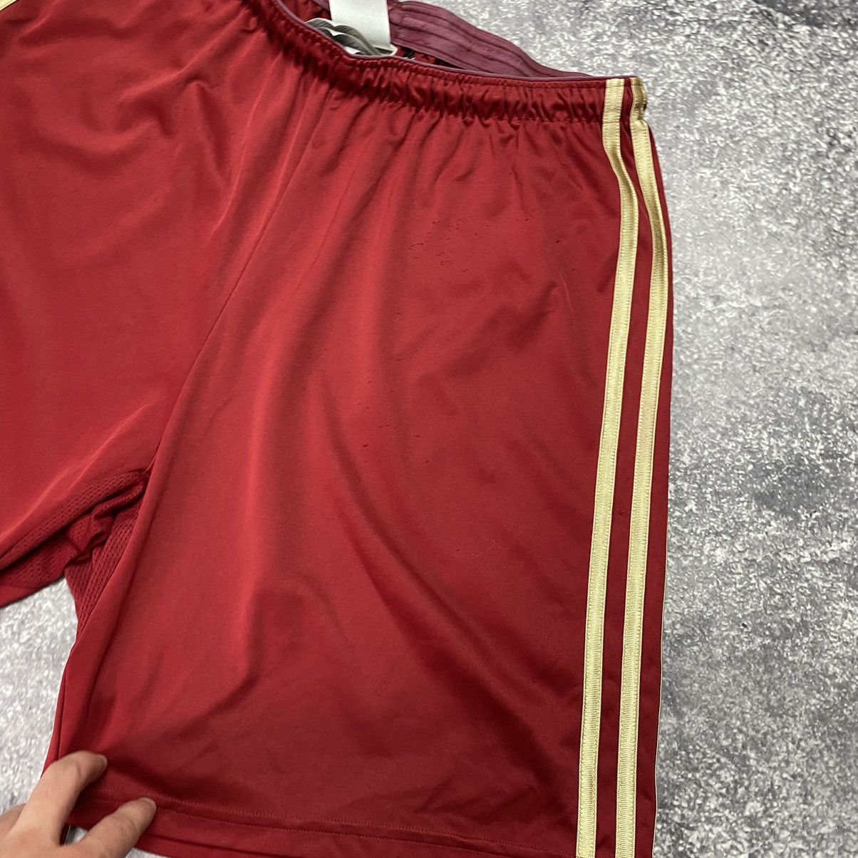 Vintage Vintage Adidas Spain 2013 National Football team shorts Size US 34 / EU 50 - 5 Thumbnail