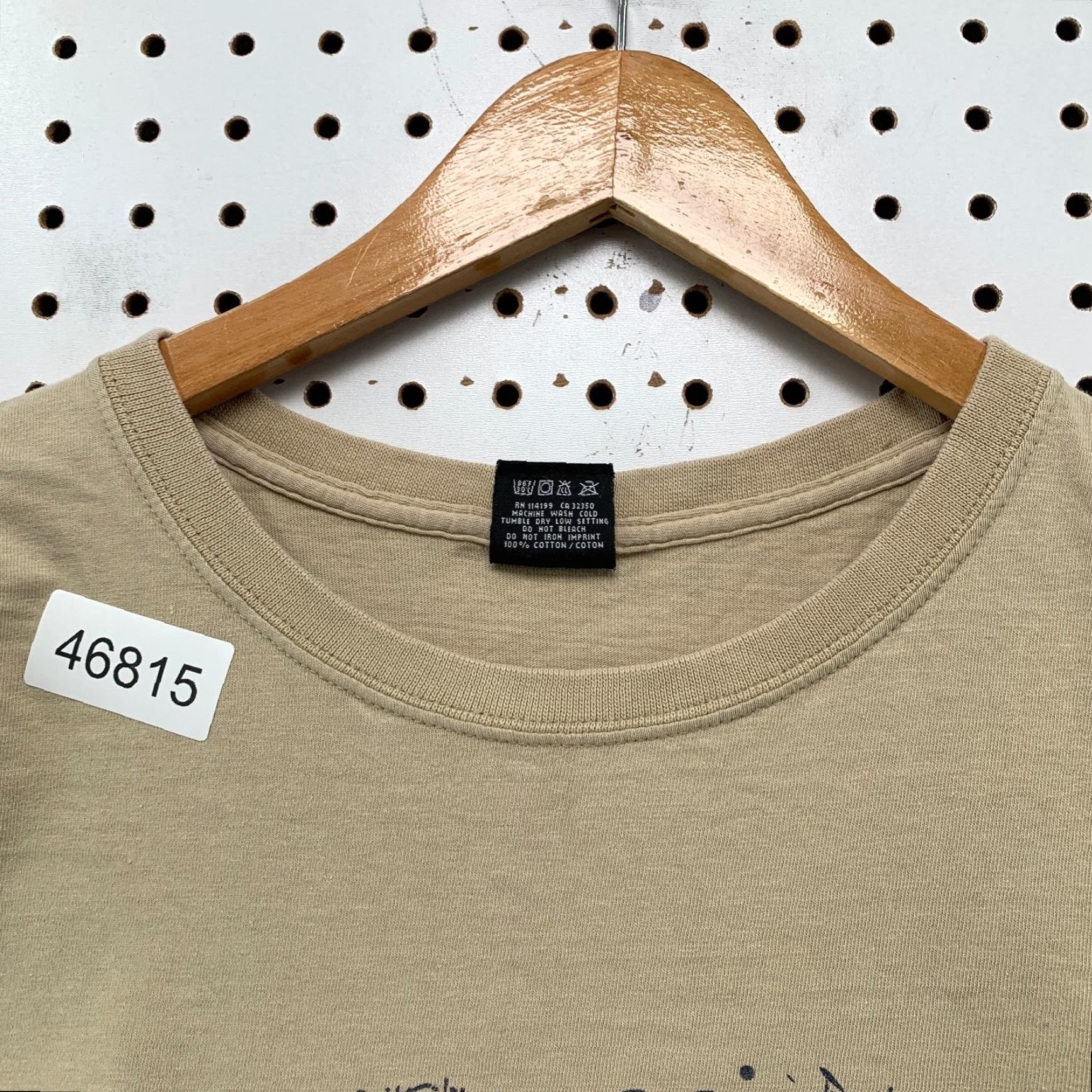 Quiksilver VINTAGE Quiksilver T-Shirt Mens L Beige Beach Surf 90s Tee Womens? Size US L / EU 52-54 / 3 - 6 Thumbnail