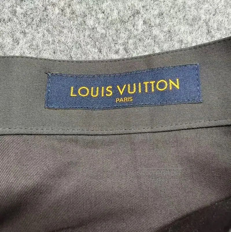 Other Louis Vuitton Black Casual Pants for Men . Size US 32 / EU 48 - 3 Thumbnail