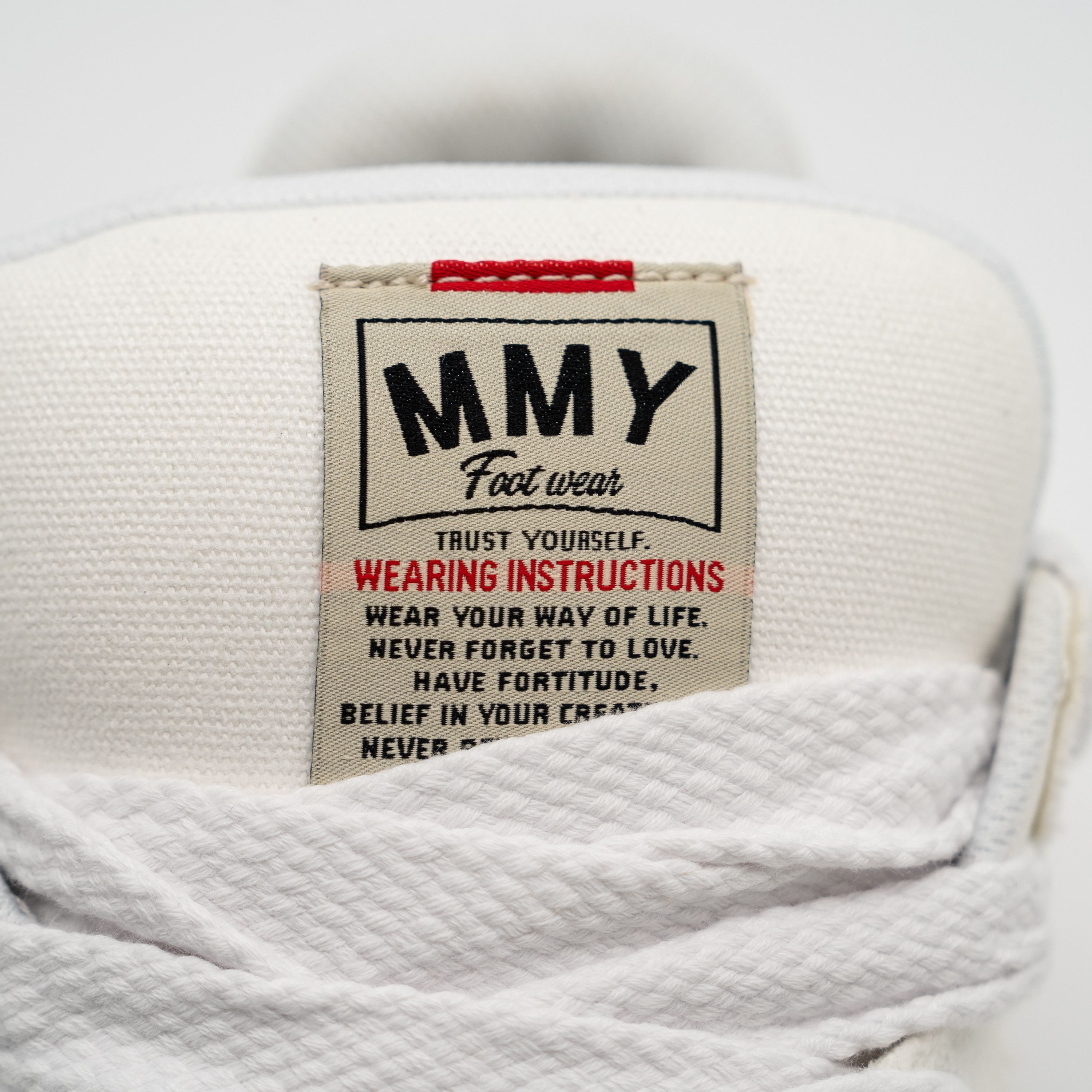 Maison MIHARA YASUHIRO 44 Maison Mihara Yasuhiro Wayne Puffer OG Sole Low White Size US 11 / EU 44 - 8 Thumbnail