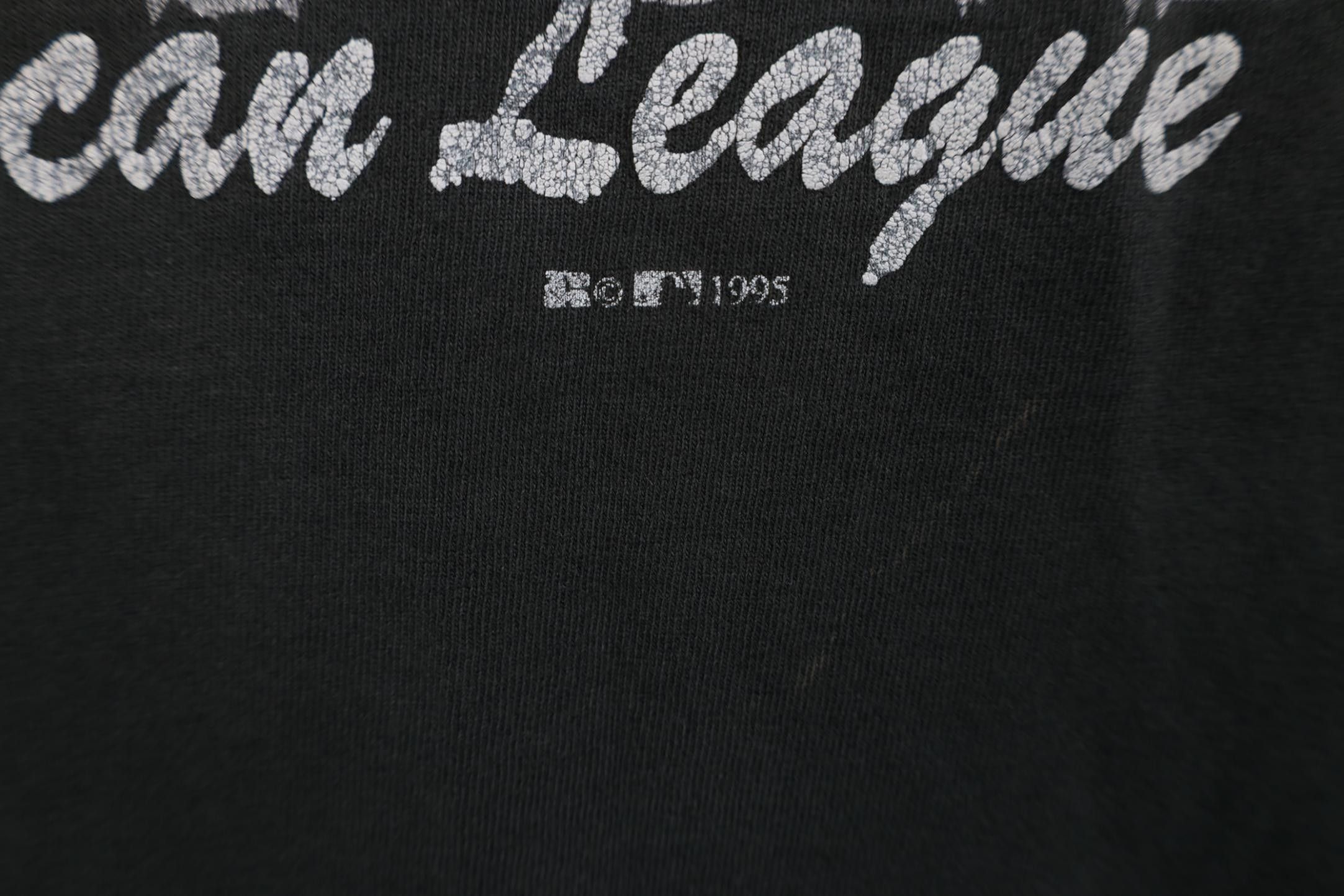 Russell Athletic Vintage 90s Russell Athletic Chicago White Sox T-Shirt USA Size US L / EU 52-54 / 3 - 8 Thumbnail