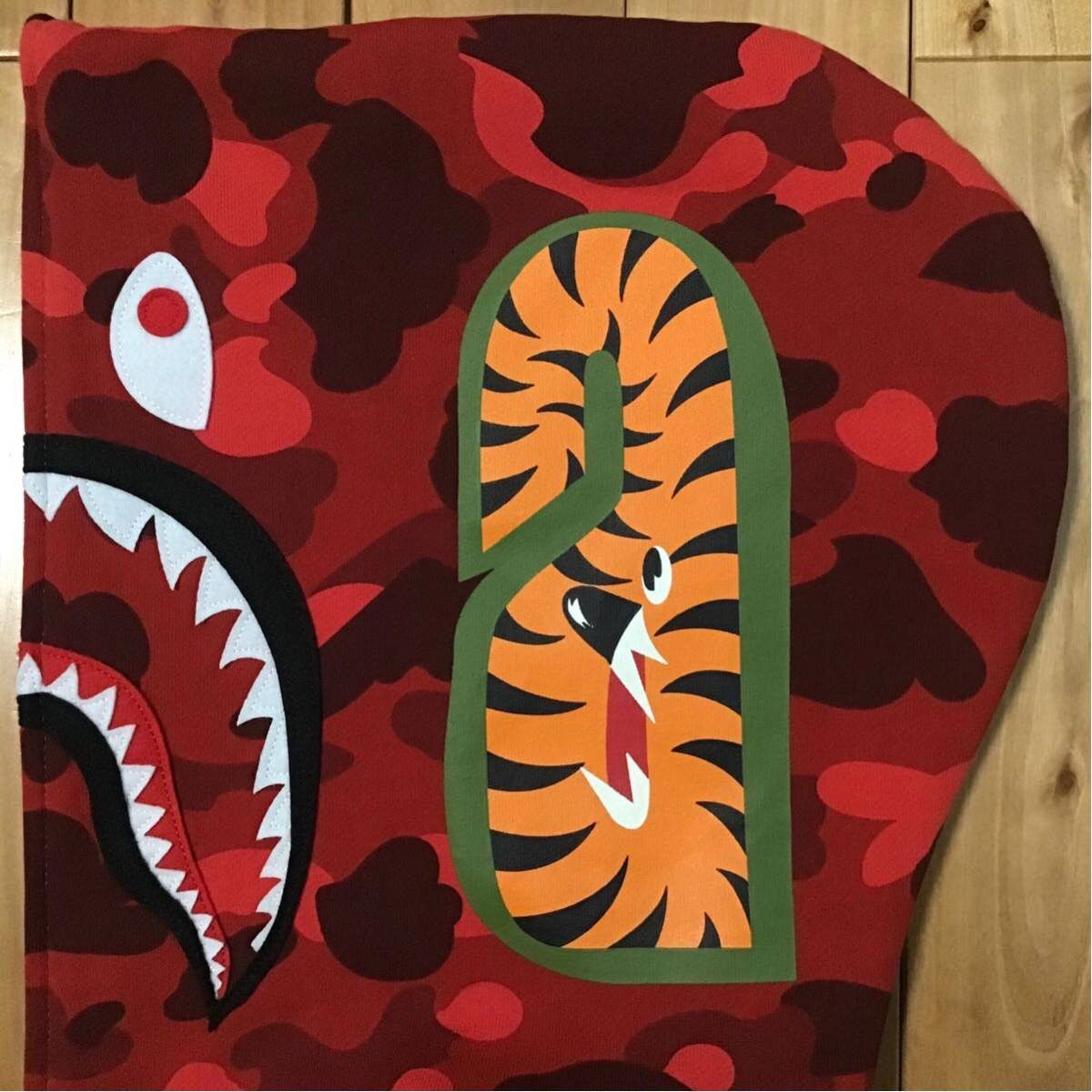 Bape BAPE Gray x Red camo shark full zip hoodie a bathing ape WGM Size US L / EU 52-54 / 3 - 5 Thumbnail