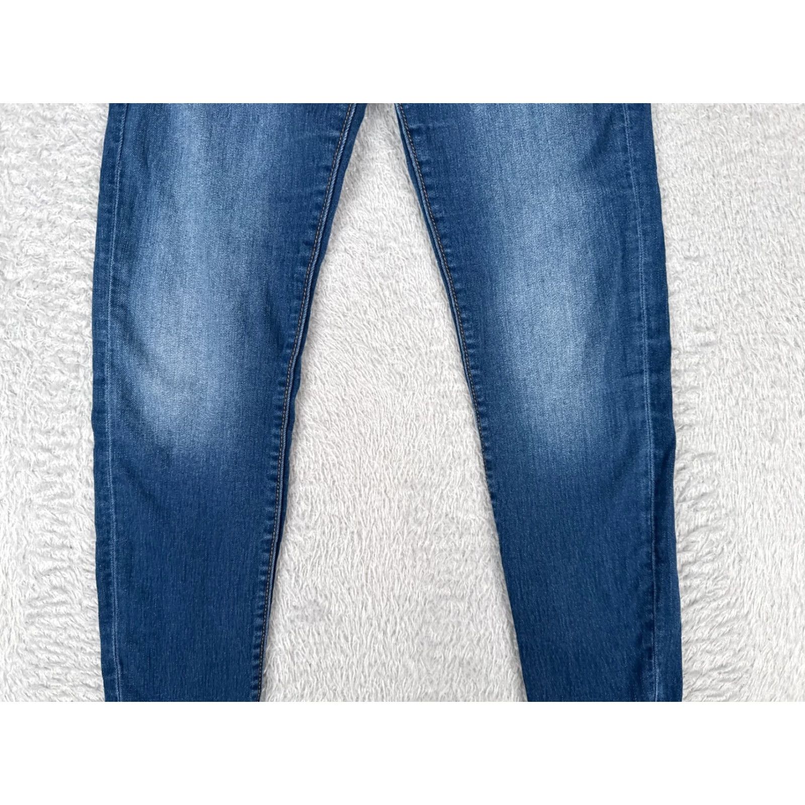 True Religion True Religion Jeans Women 27 Blue Denim Mid Rise Super Skinny Med Wash Low 26x28 Size 27" / US 4 / IT 40 - 3 Thumbnail