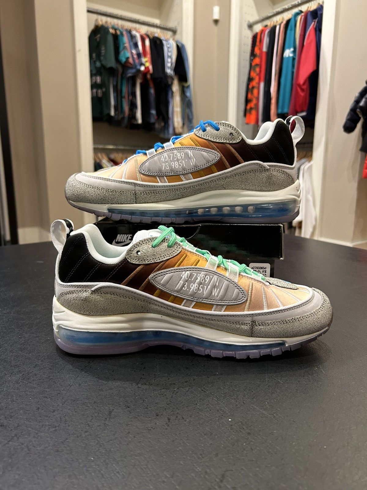 Nike Nike Air Max 98 ‘La Mezcala’ Size US 9 / EU 42 - 2 Thumbnail