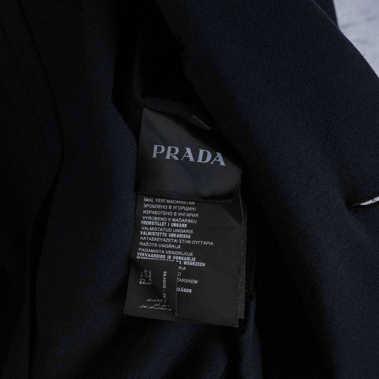 Prada Prada milano aw15 tailored navy blue wool blazer jacket Size US M / EU 48-50 / 2 - 9 Thumbnail